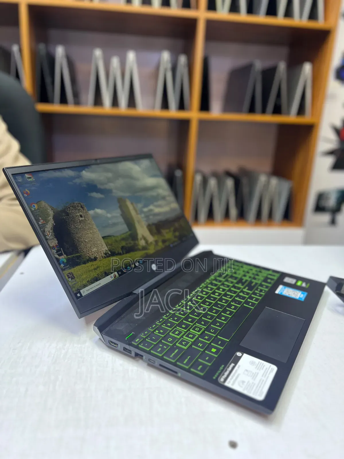 Laptop HP Pavilion Gaming Laptop 15-dk2xxx 16GB Intel Core i5 SSD 512GB