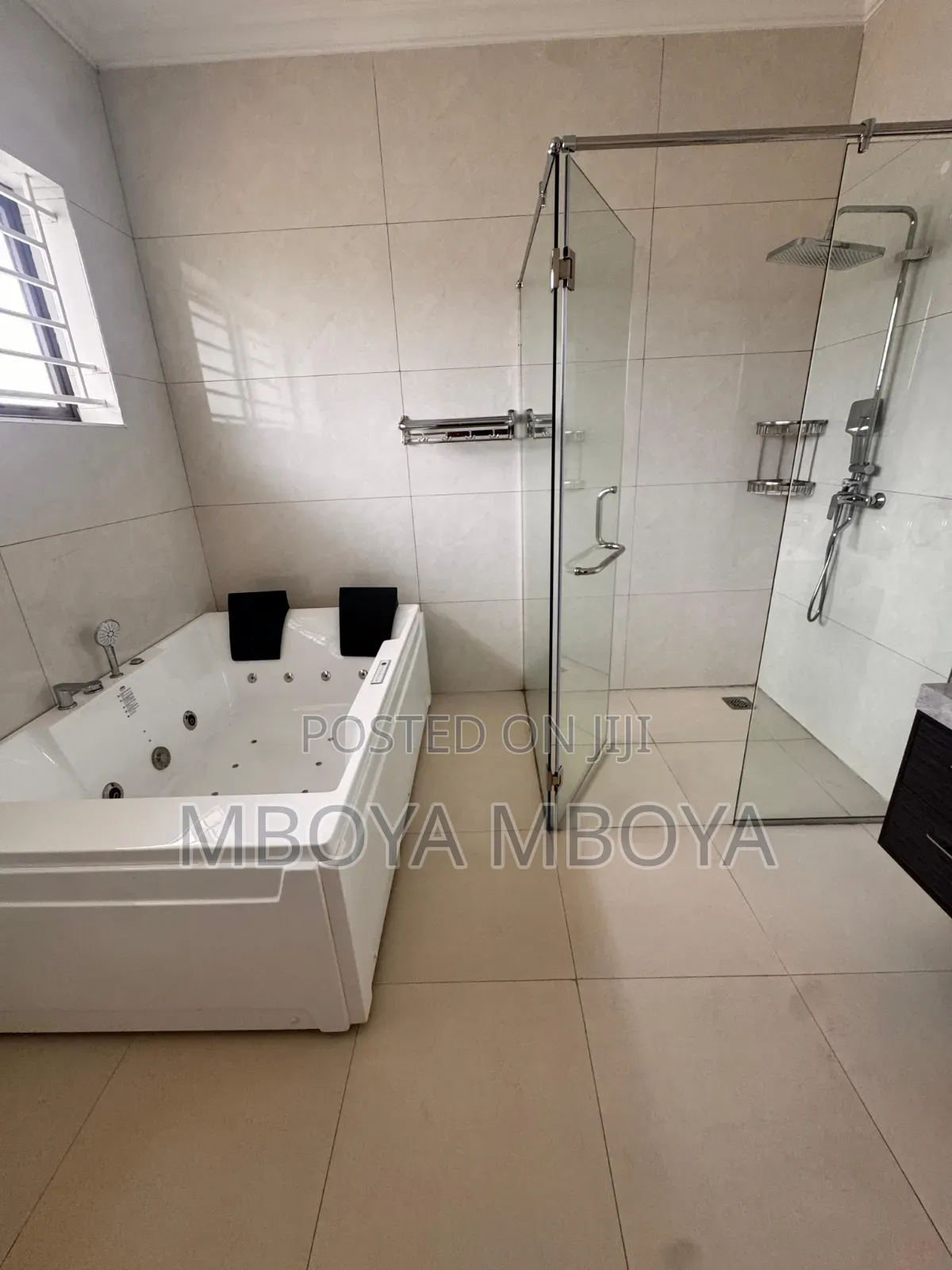 4bdrm Townhouse / Terrace in Karen, Hardy for rent