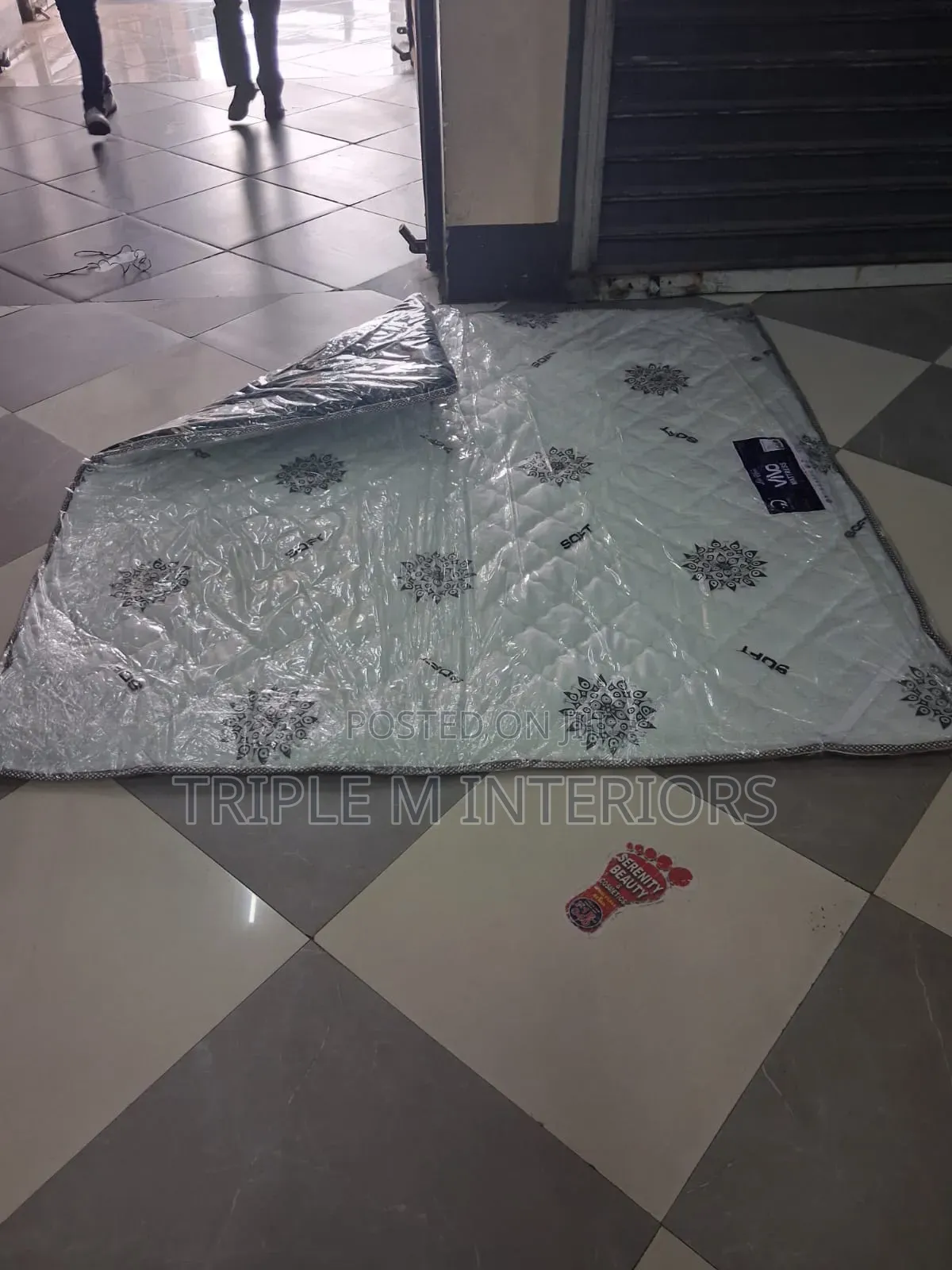 Premium 6 by 6 High Quality Matress Topper for Soft Bed