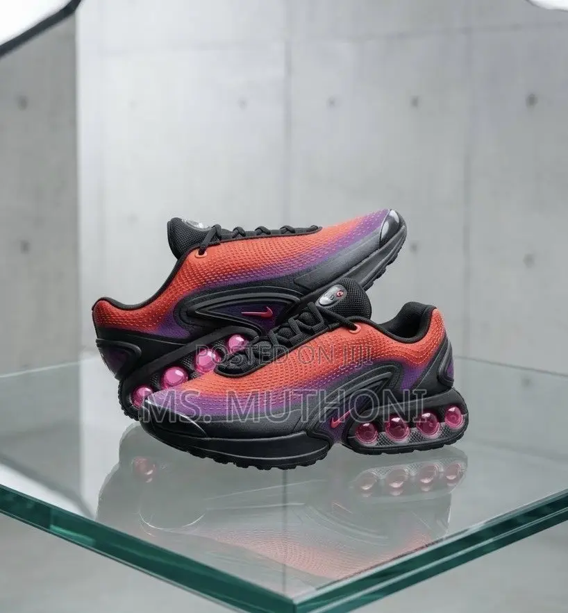 Voltage Purple/Black/Total Orange" Nike DN