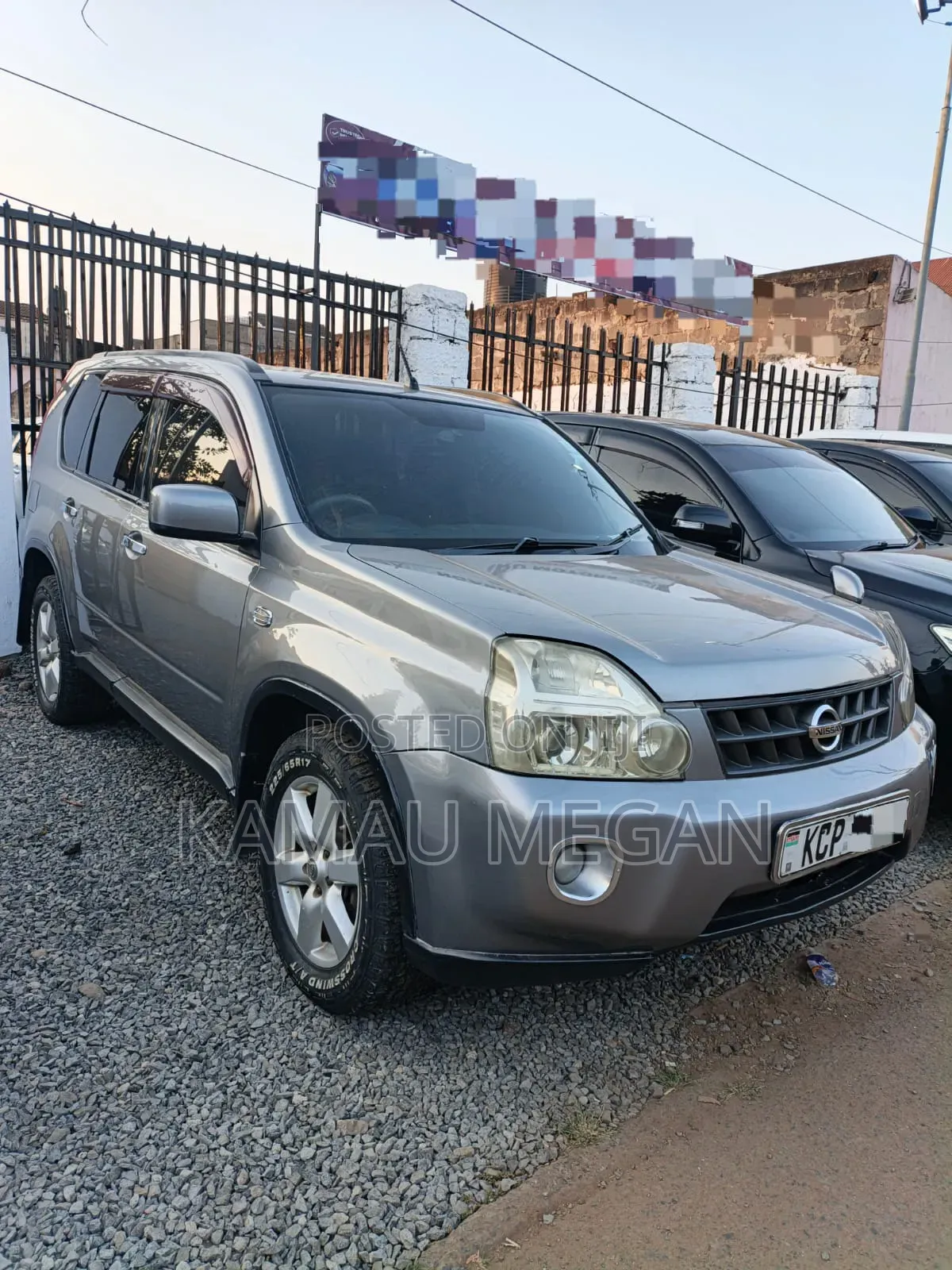 Nissan X-Trail 2.0 Petrol XE 2011 Gray