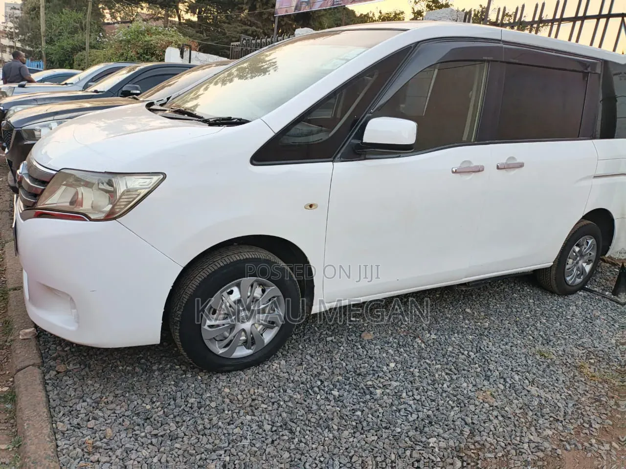 Nissan Serena 2014 White