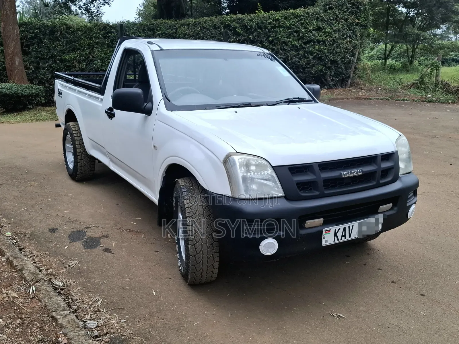 Isuzu D-MAX 2006 White