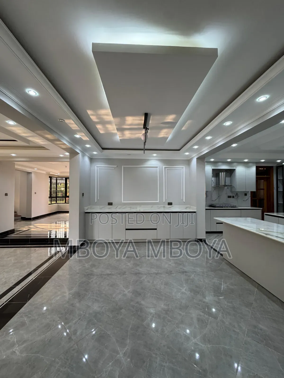 5bdrm Townhouse/Terrace in Runda for sale