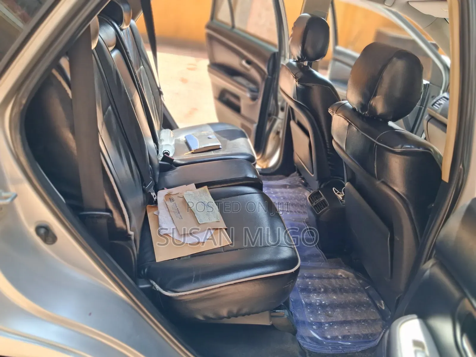 Toyota Harrier 2011 Silver