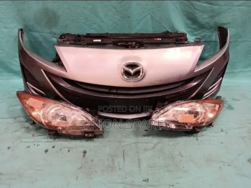 Nose Cut Mazda Axela Blefp 2010