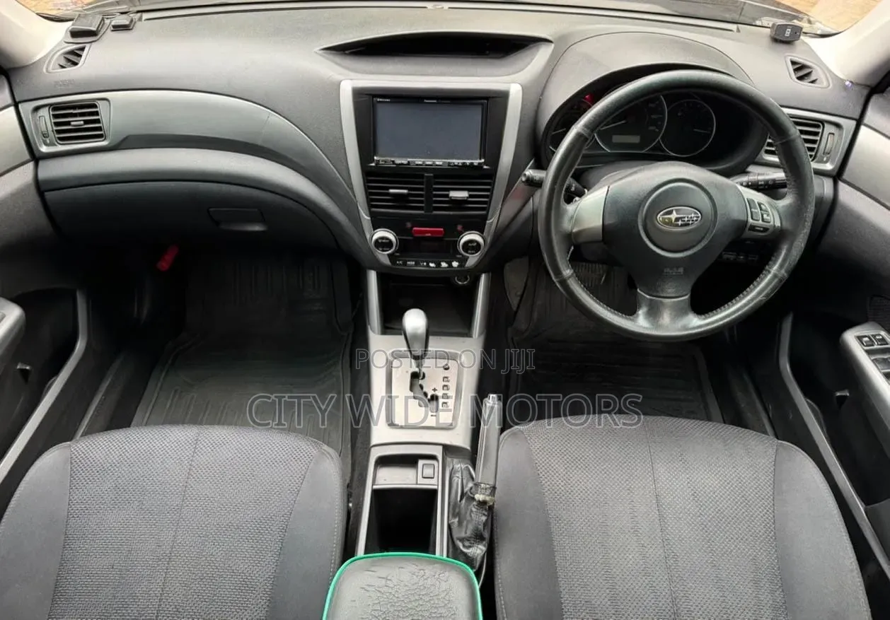 Subaru Forester 2011 Black