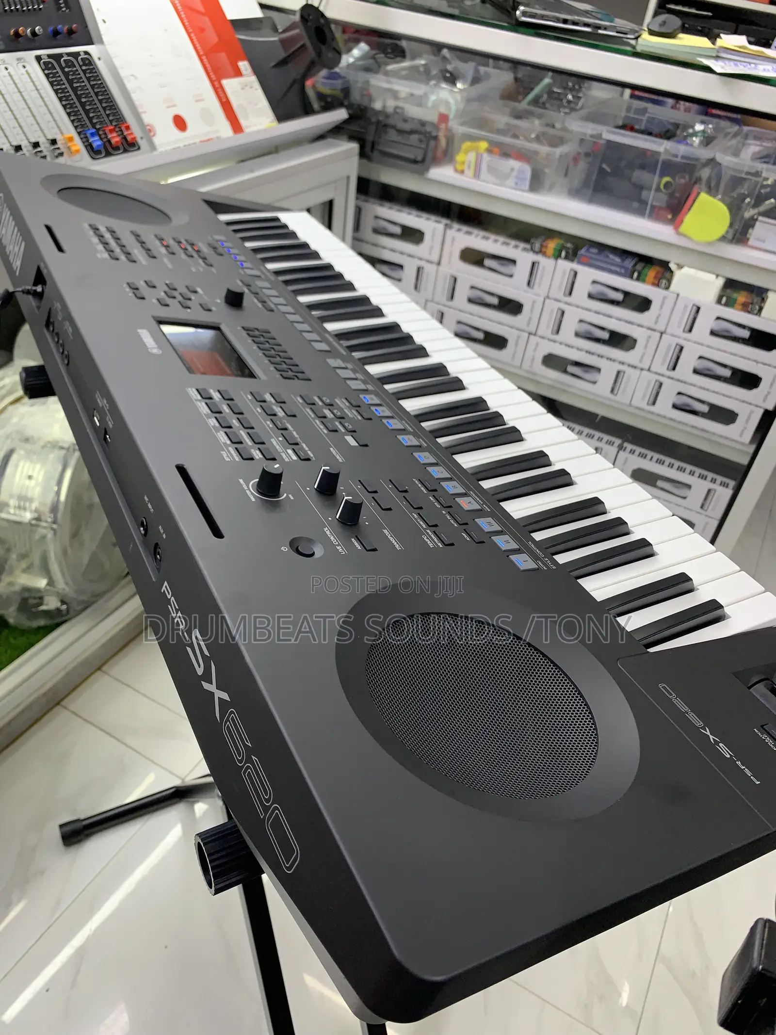 Yamaha PSR Sx620