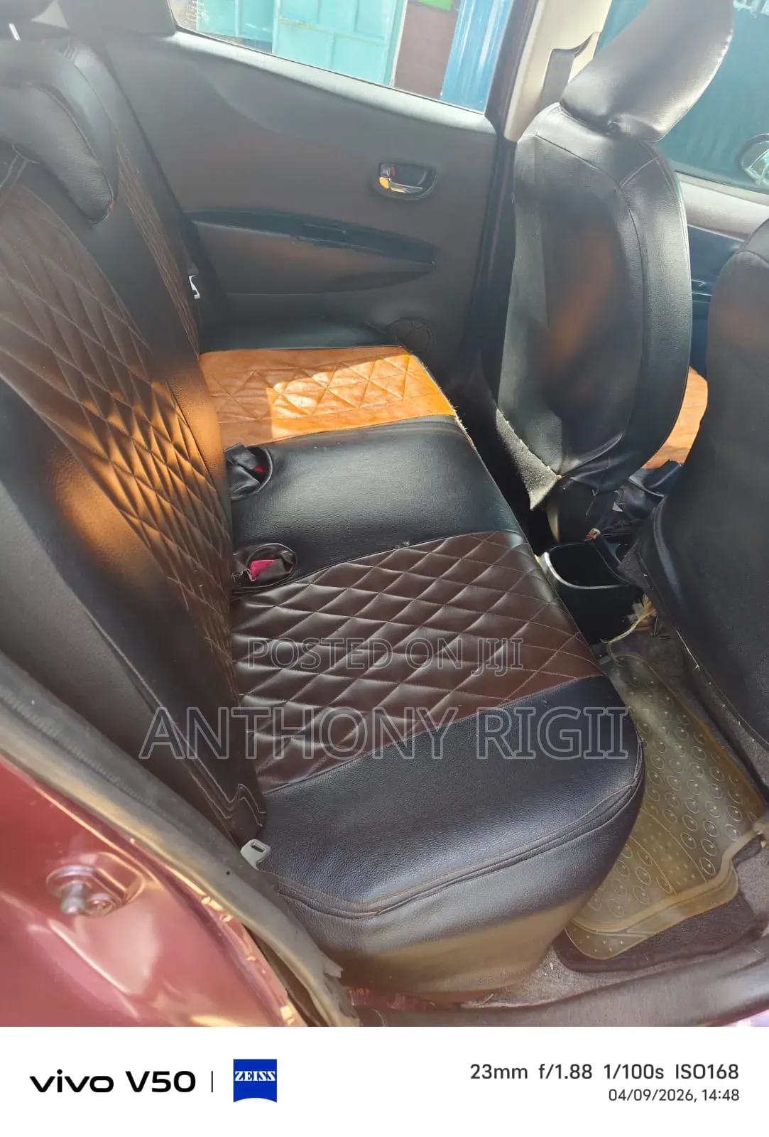 Toyota Vitz 2012 Burgundy
