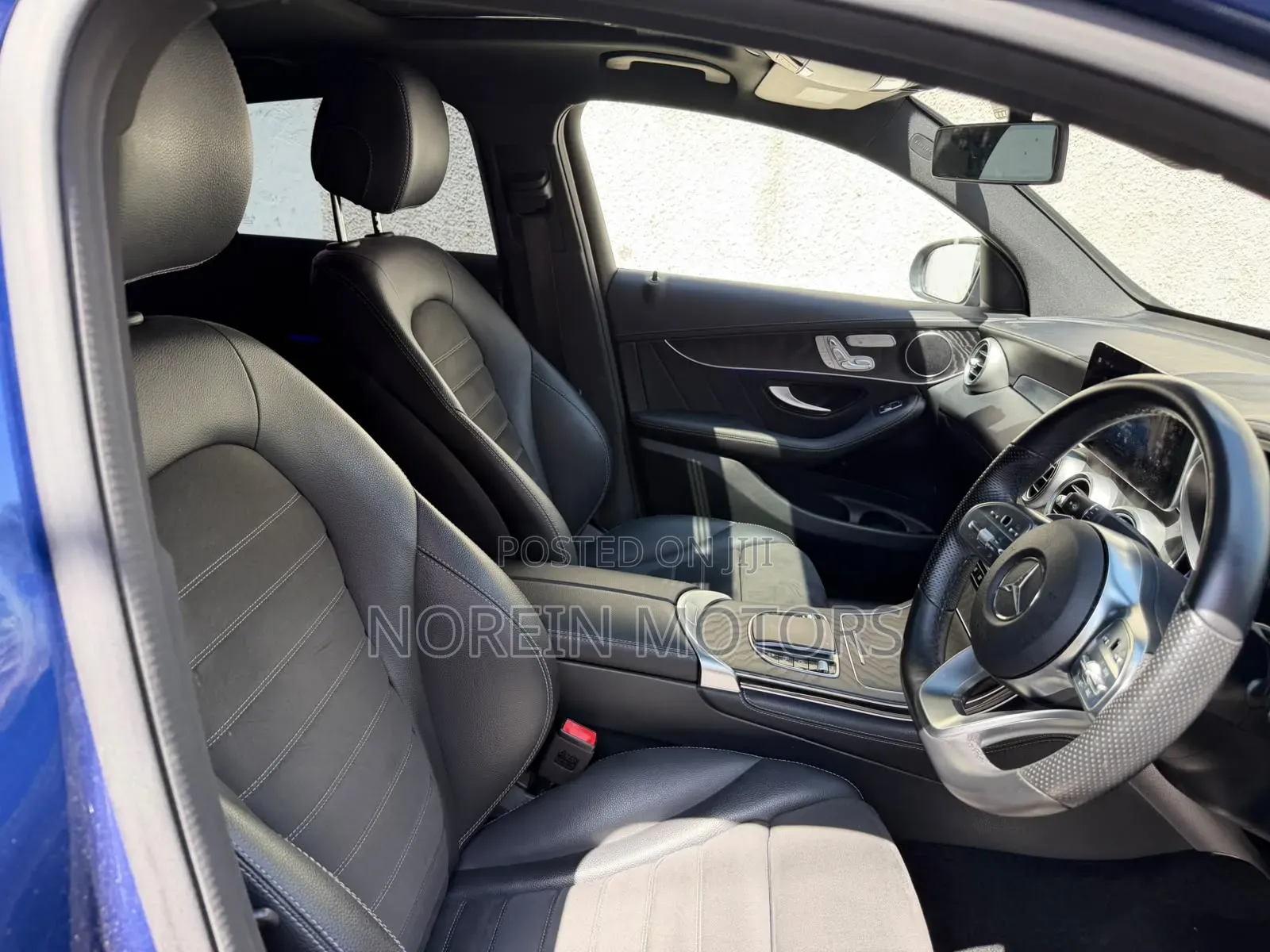 Mercedes-Benz 220 2020 Blue