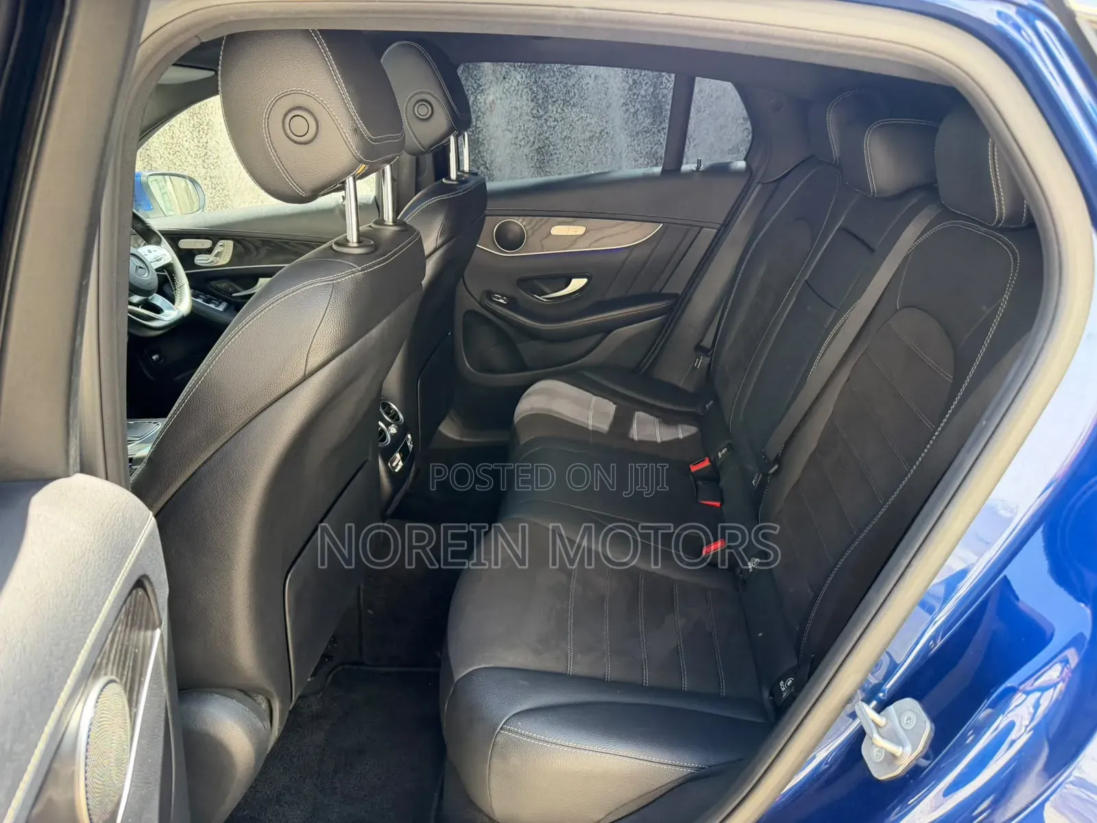 Mercedes-Benz 220 2020 Blue