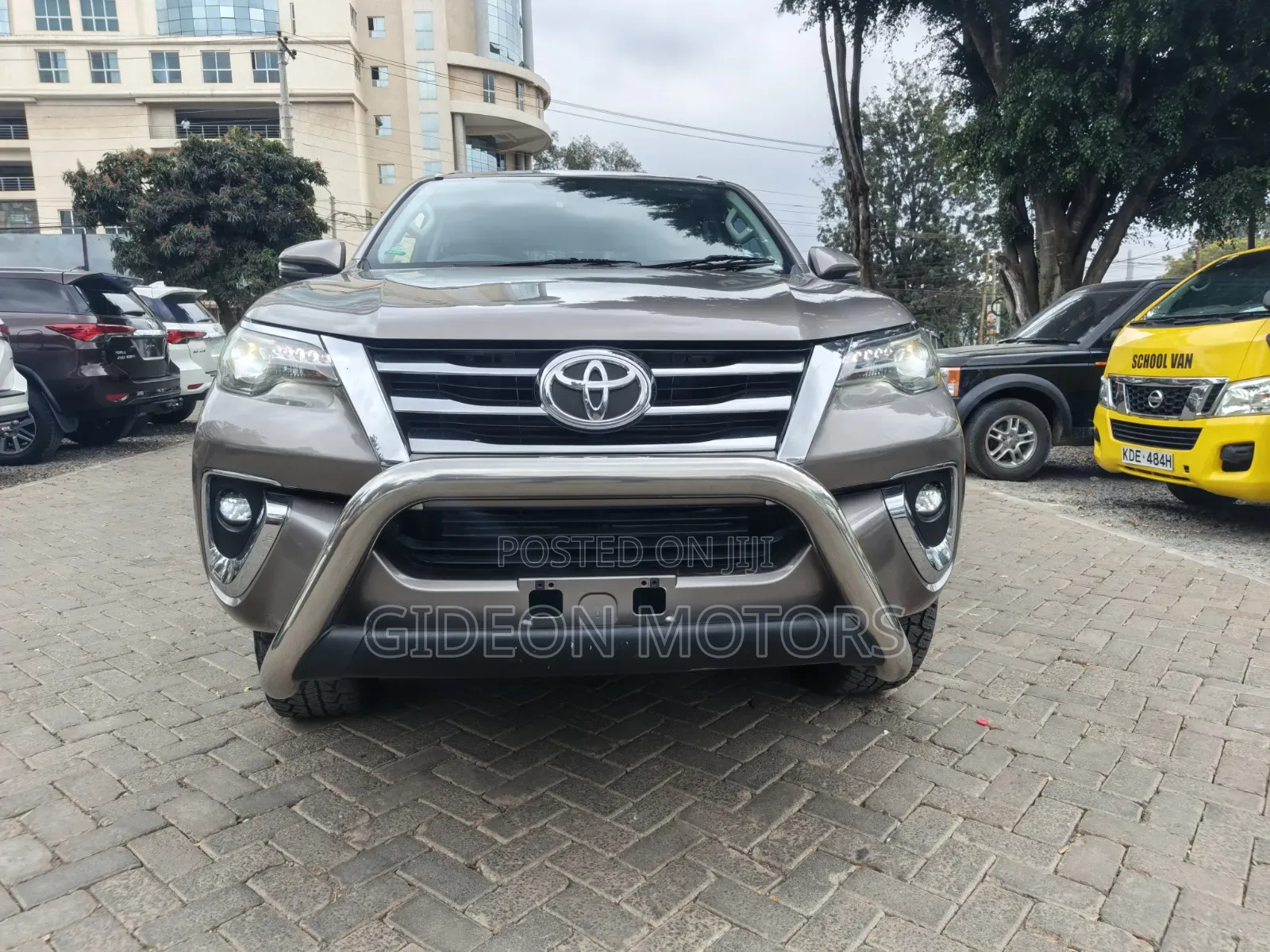 Toyota Fortuner 2019 Brown