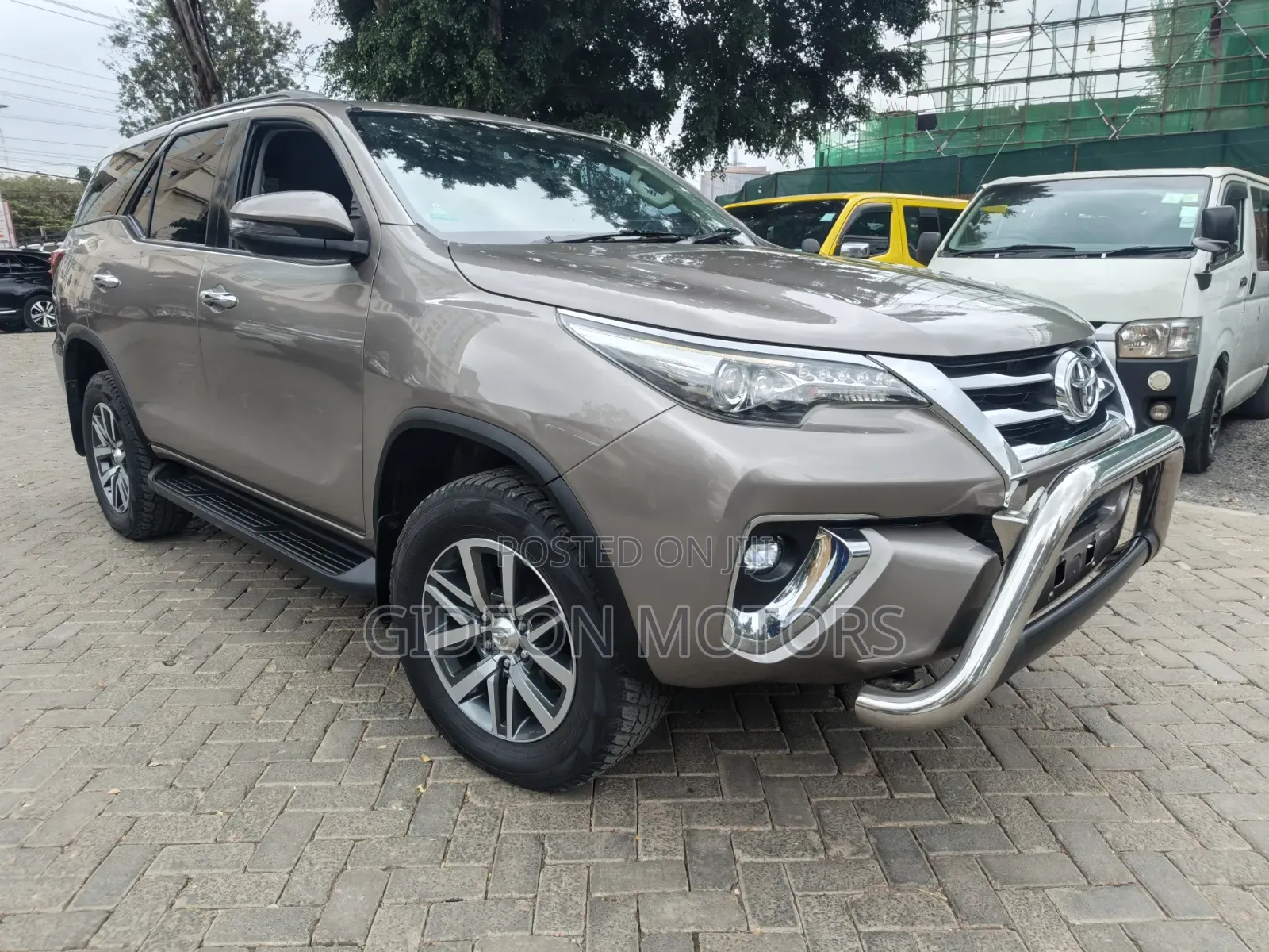 Toyota Fortuner 2019 Brown