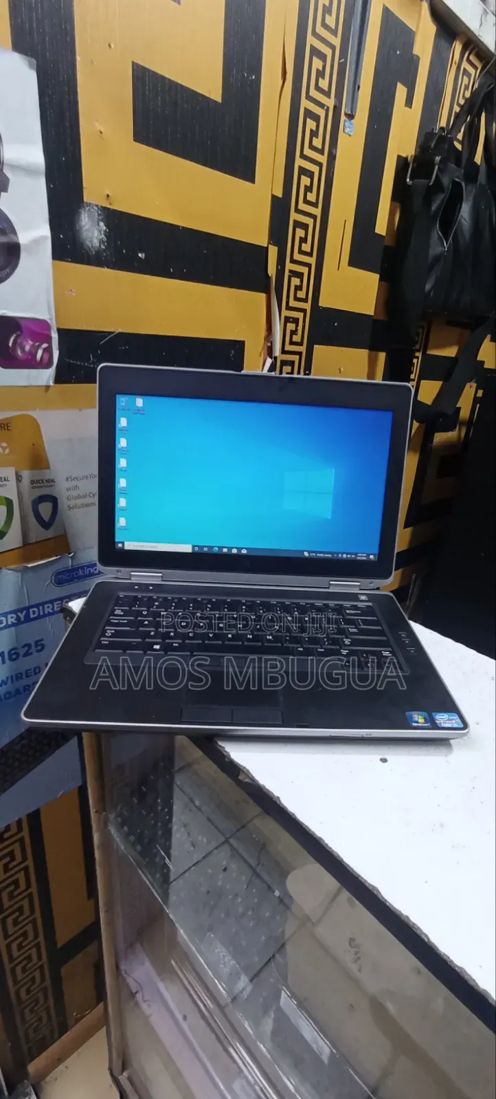 Laptop Dell Latitude E6430 4GB Intel Core i5 HDD+SSD 500GB