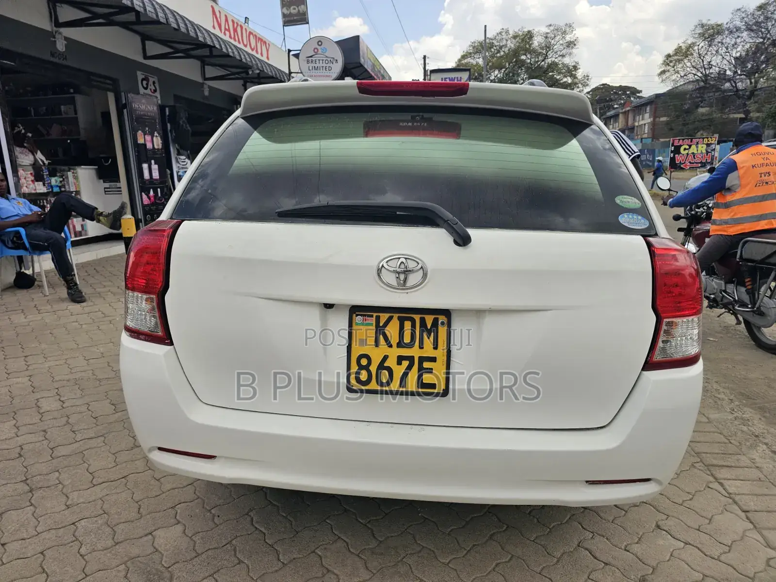Toyota Corolla Fielder 1.5 Petrol FWD 2015 White