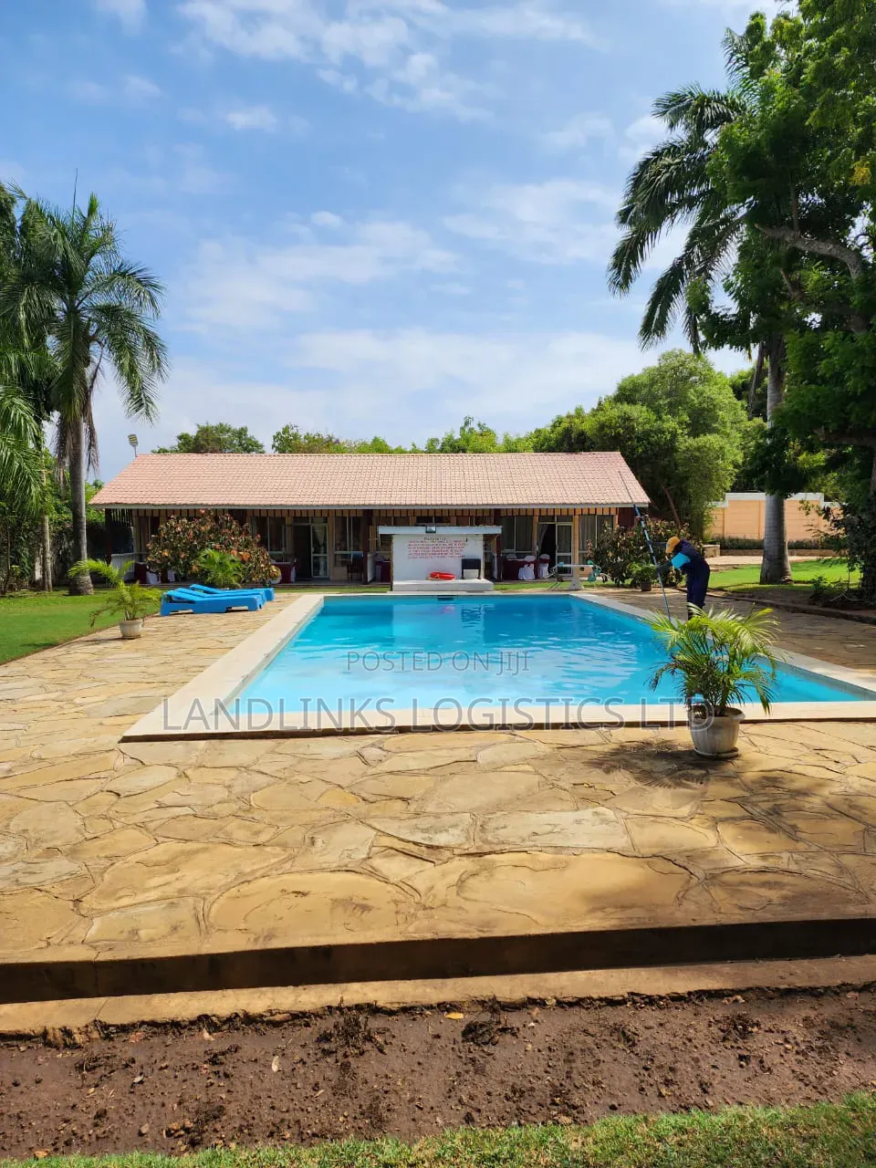 Furnished 2bdrm Villa in Nyali for sale