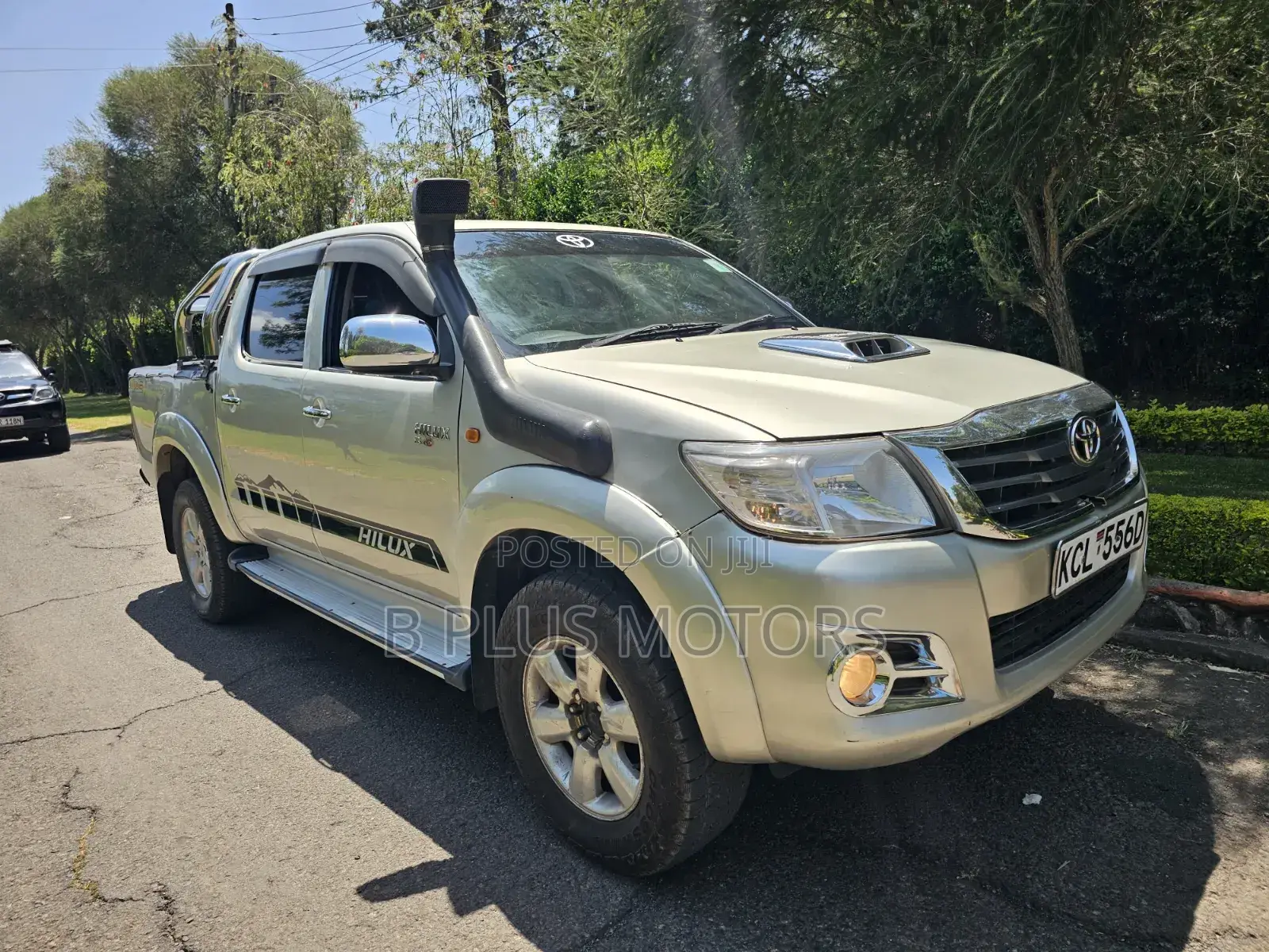 Toyota Hilux 3.0 D-4D 4x4 2012 Silver