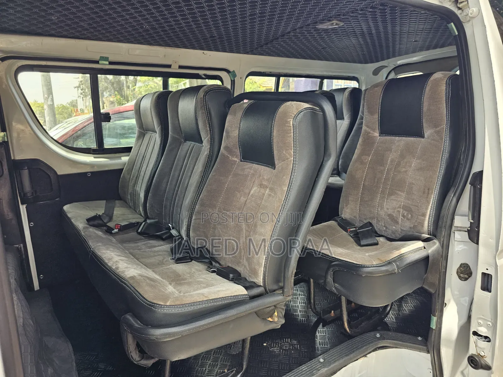 Toyota HiAce 2011 White