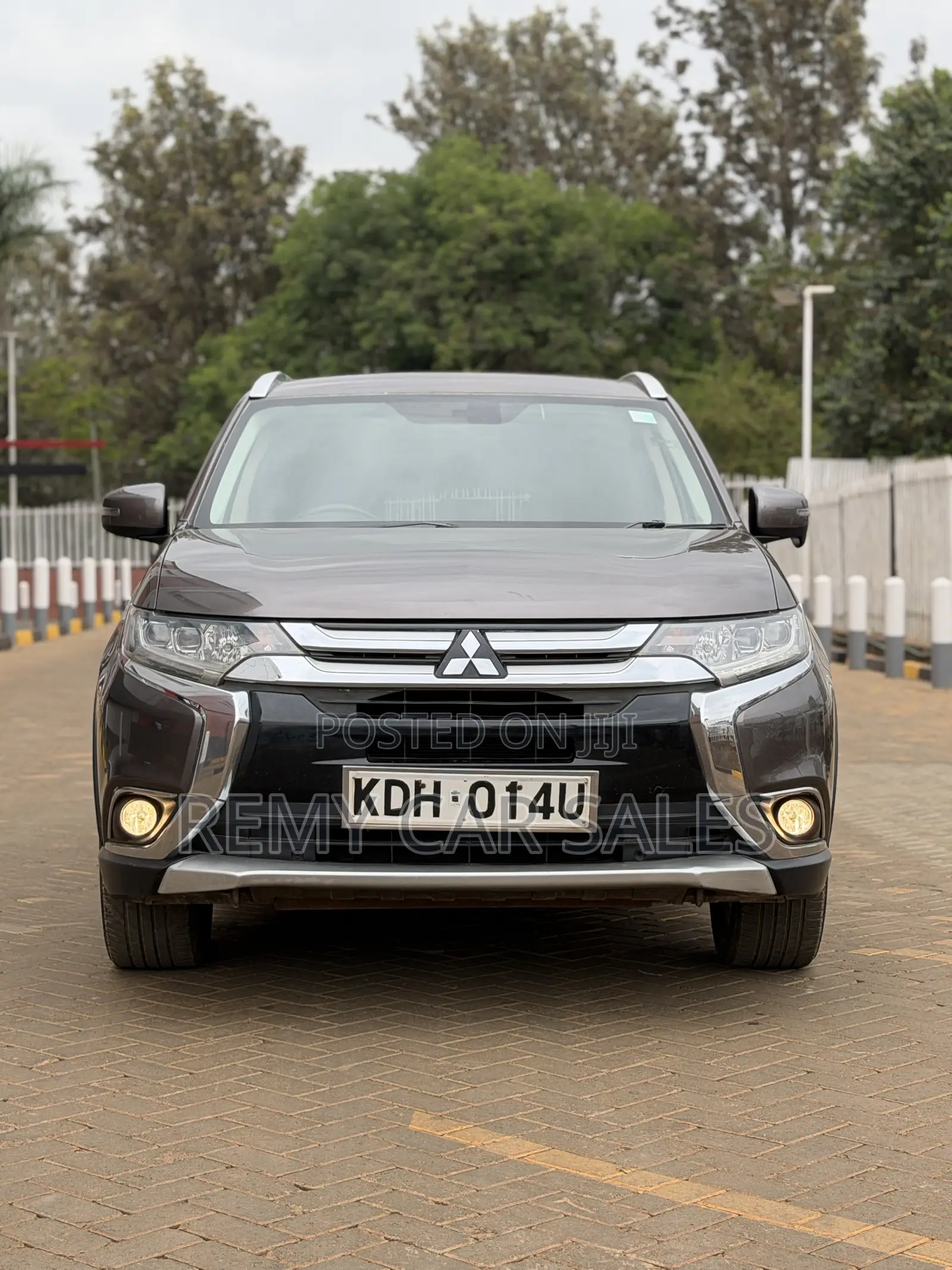 Mitsubishi Outlander 2015 Gray