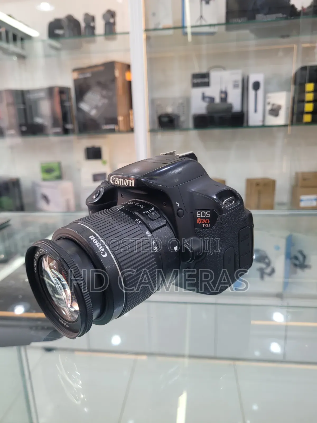 Canon Eos Rebel T4i