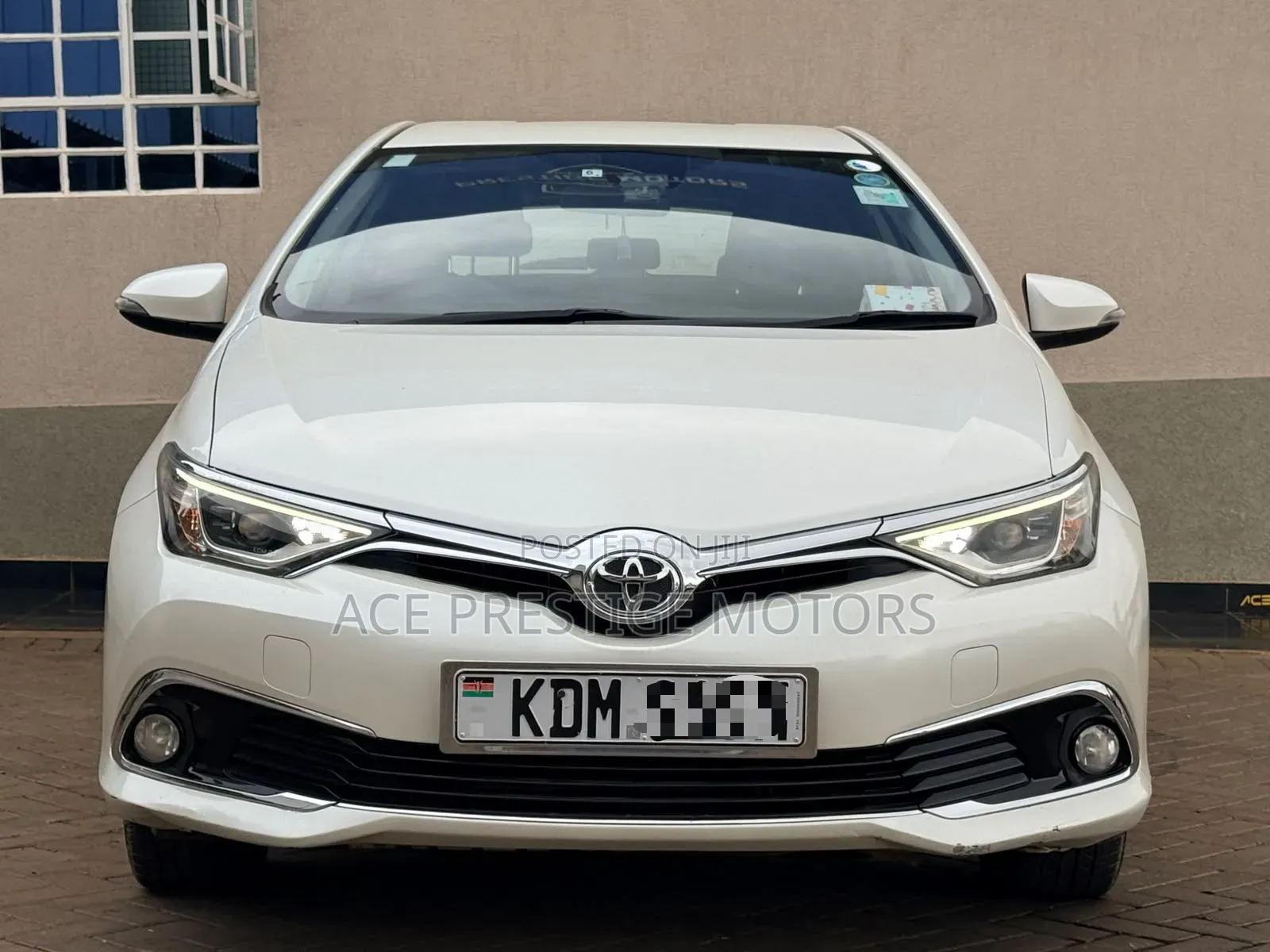 Toyota Auris 2016 White