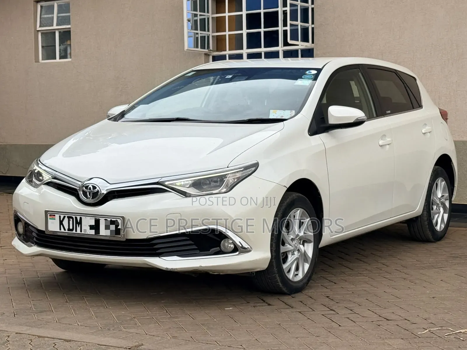 Toyota Auris 2016 White
