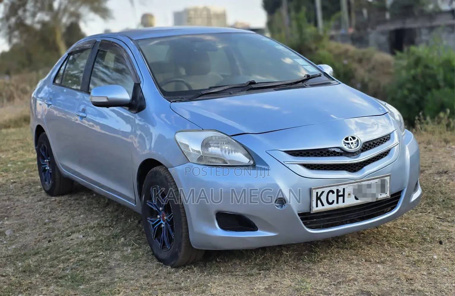 Toyota Belta 2010 Blue