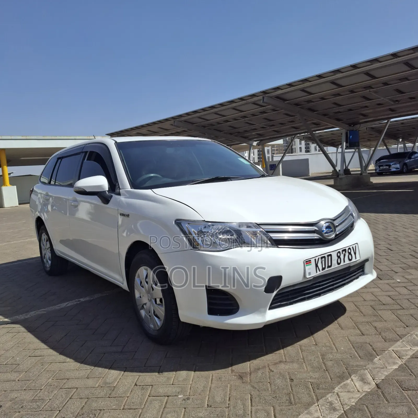 Toyota Corolla Fielder 1.5 Hybrid FWD 2014 White