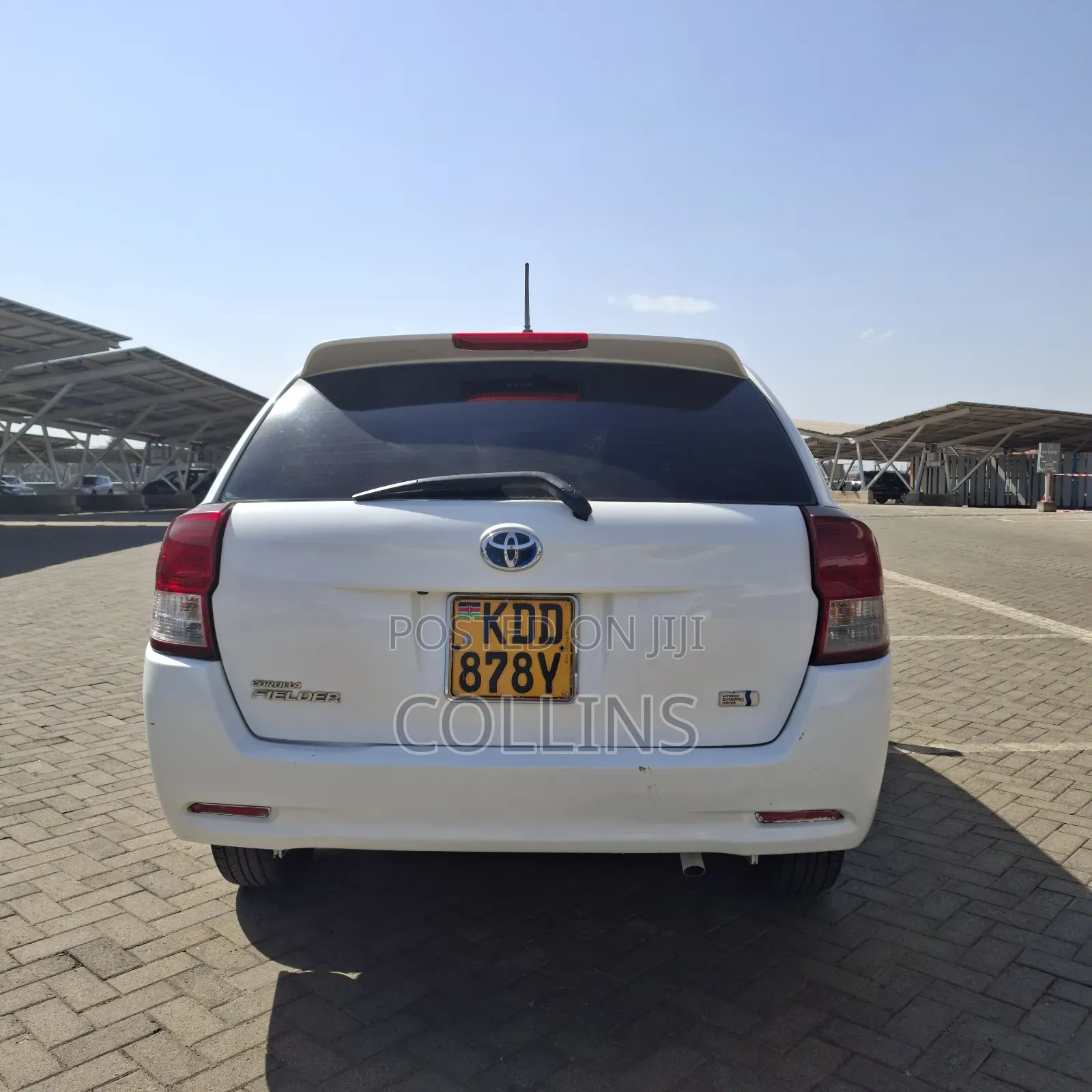 Toyota Corolla Fielder 1.5 Hybrid FWD 2014 White