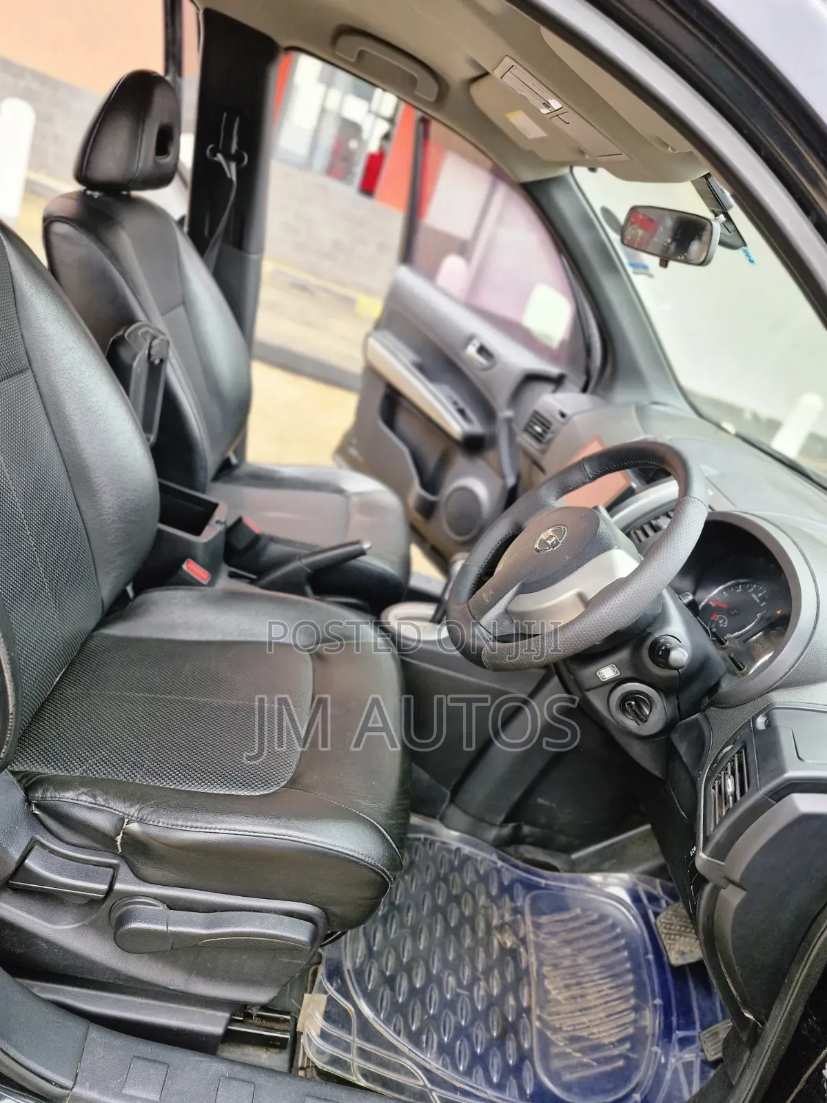 Nissan X-Trail 2.0 Petrol XE 2010 Black