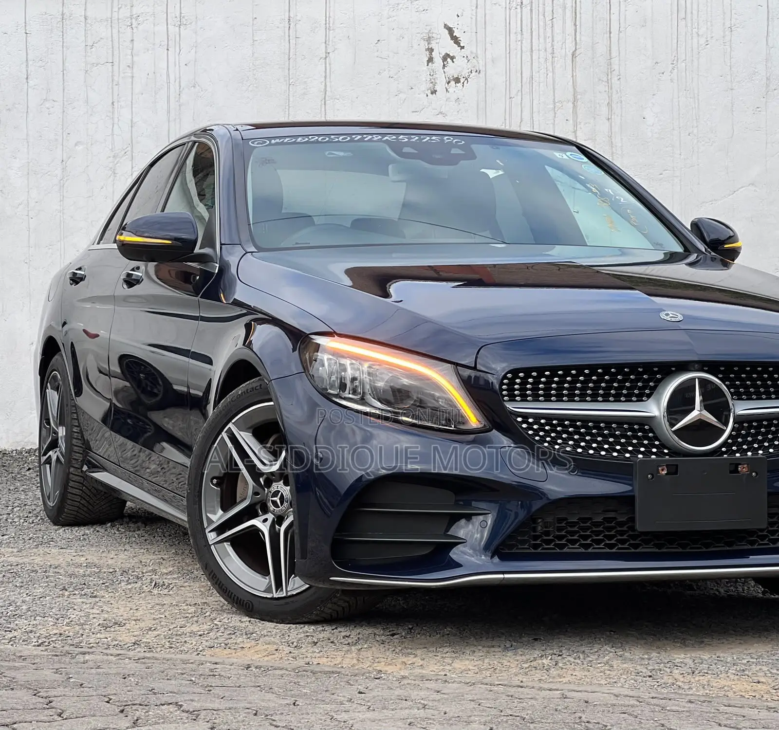 Mercedes-Benz C200 2019 Blue