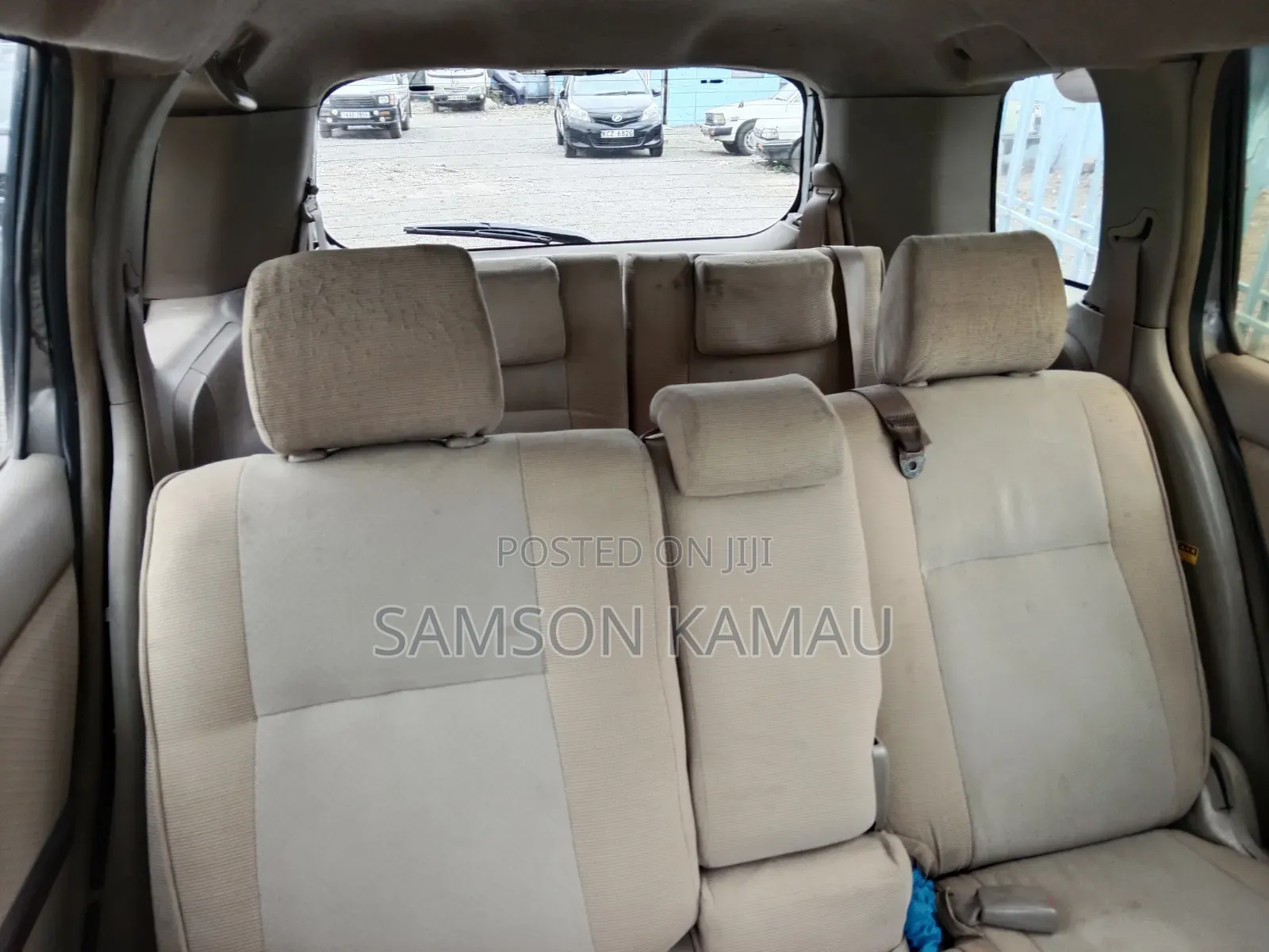 Toyota ISIS 2006 Gray