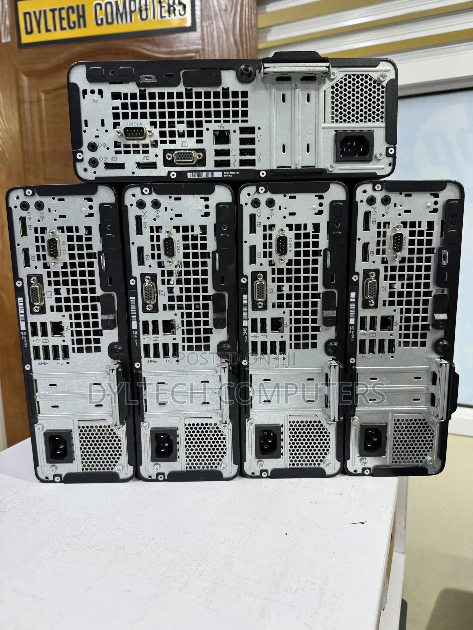 Desktop Computer HP EliteDesk 705 8GB AMD Ryzen 5 SSD 256GB
