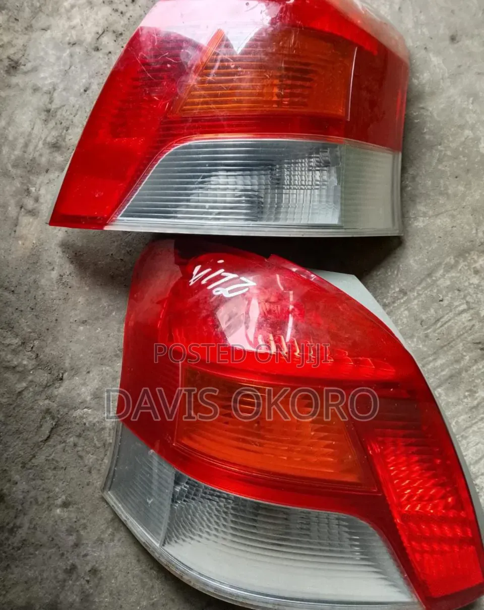 Toyota Vitz 2008 Taillights