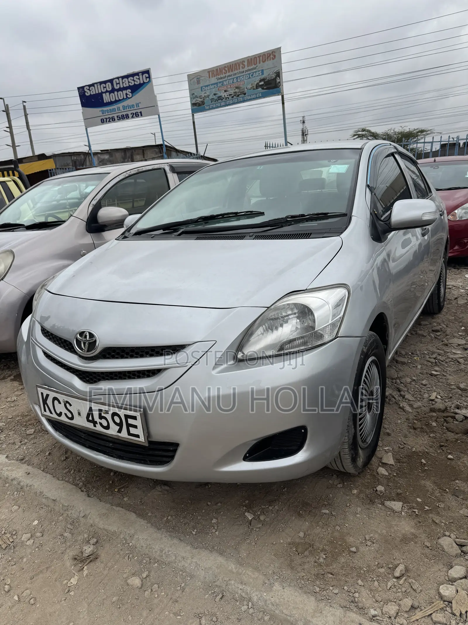 Toyota Belta 2011 Silver