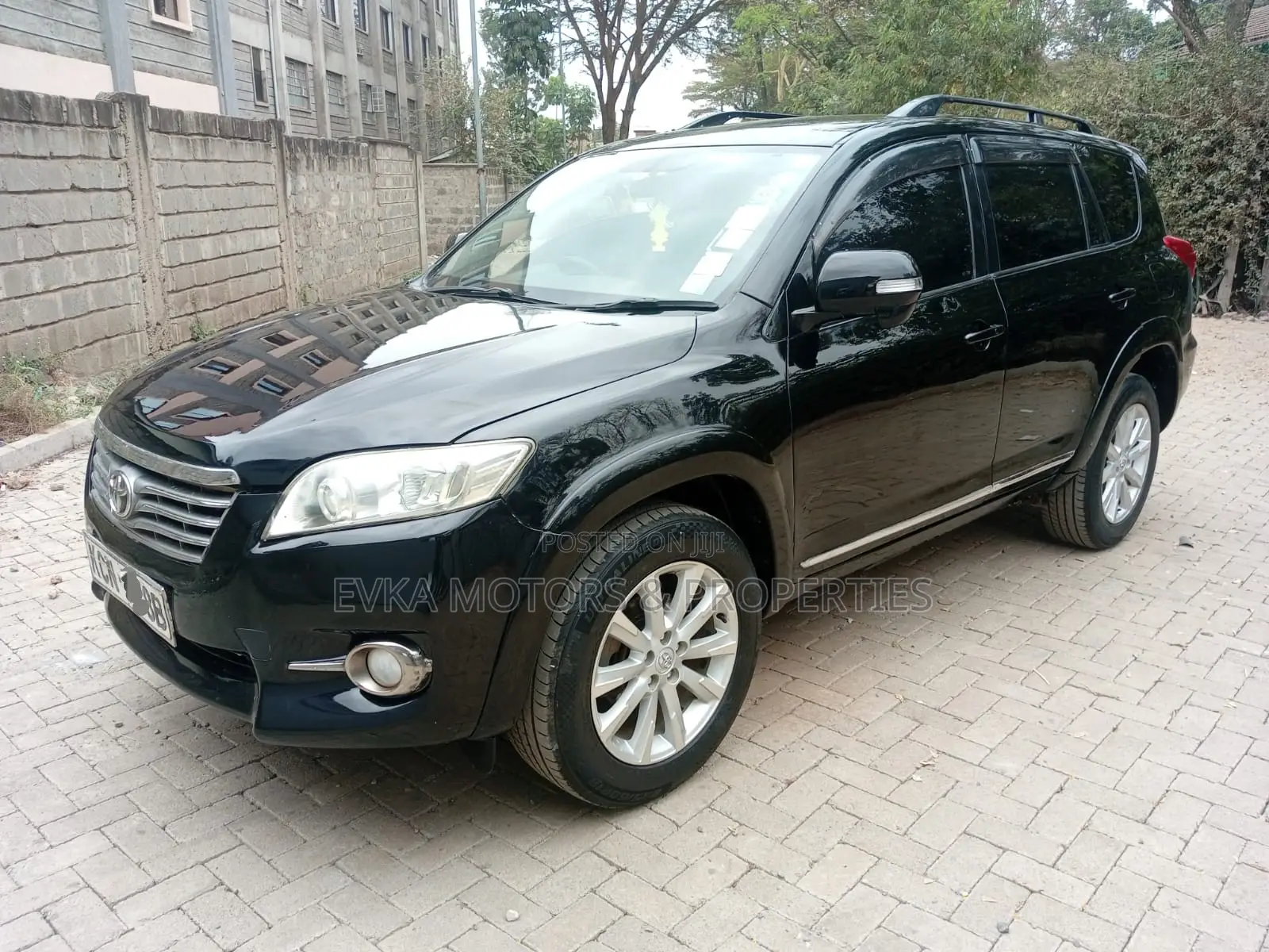 Toyota Vanguard 2010 Black