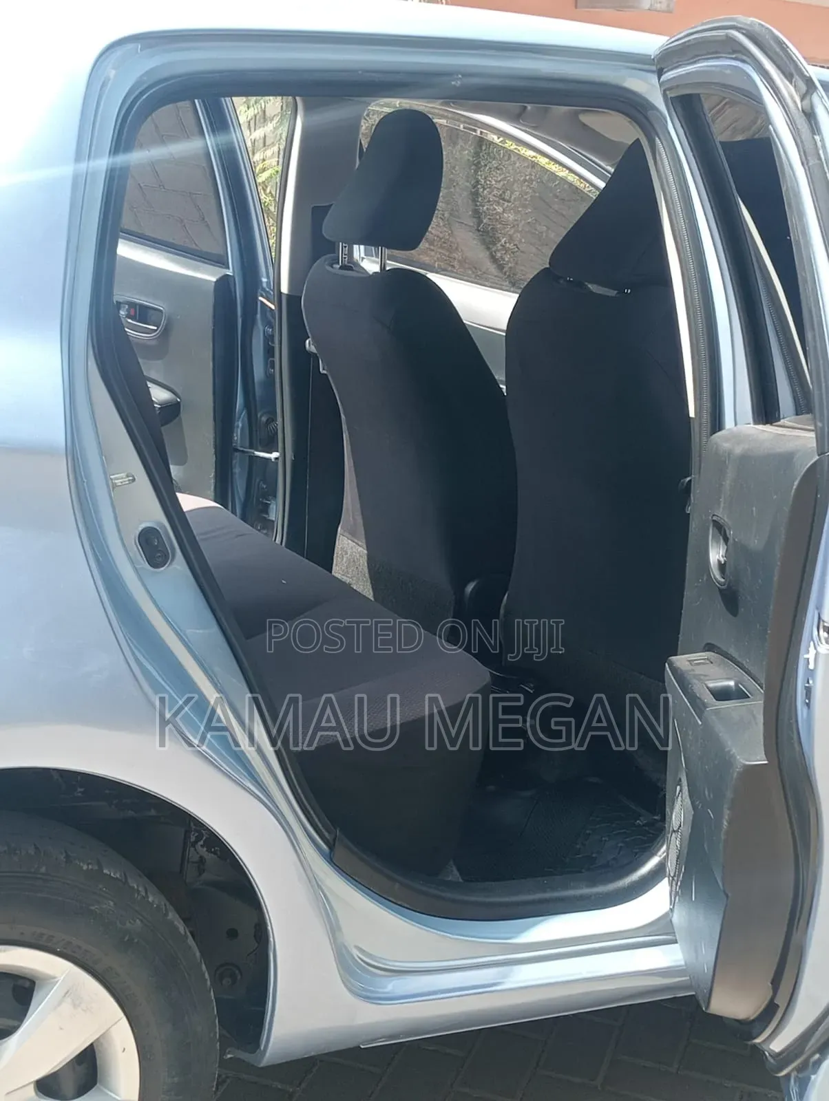 Toyota Vitz 2012 Blue
