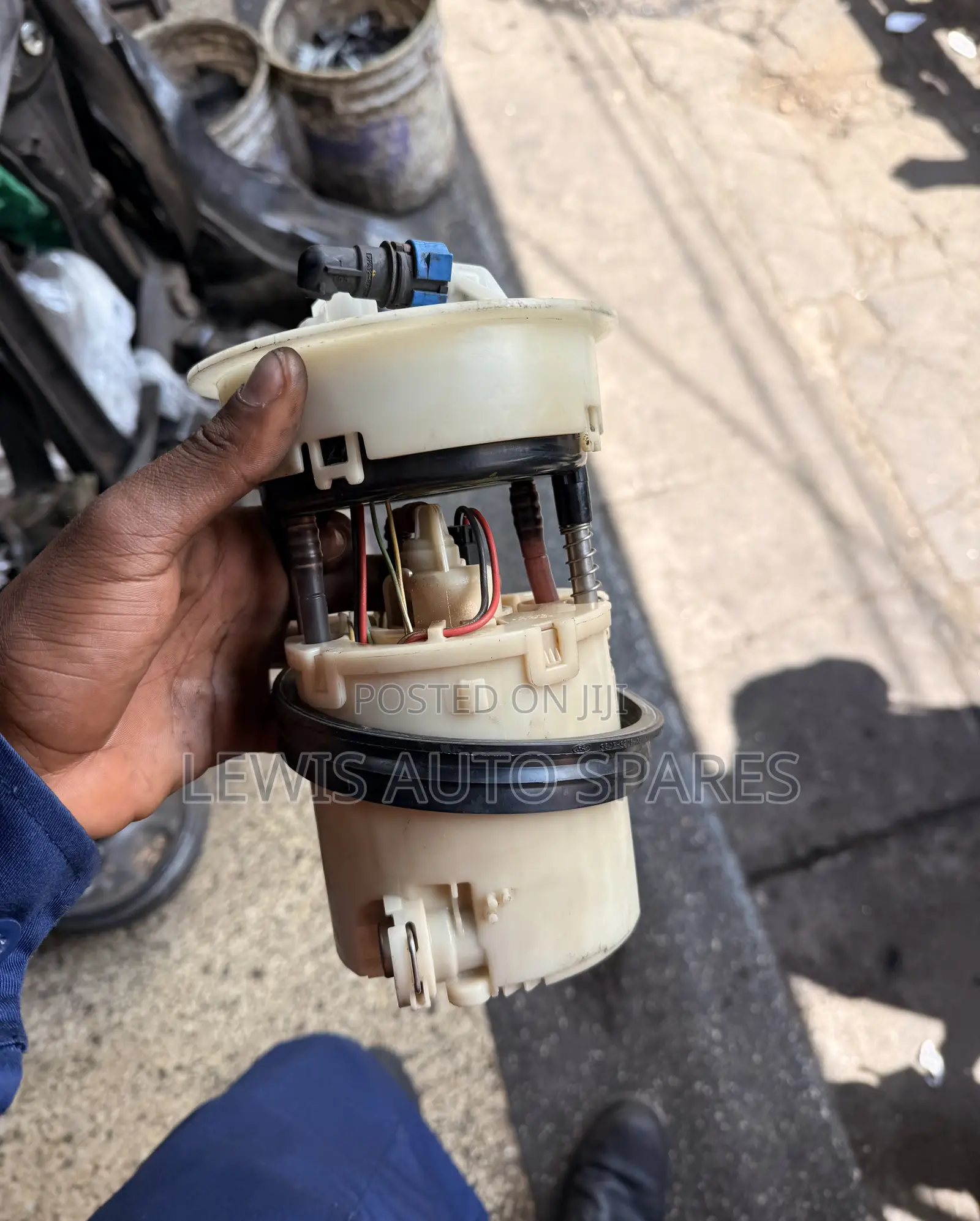 Demio Verisa Fuel Pump Complete