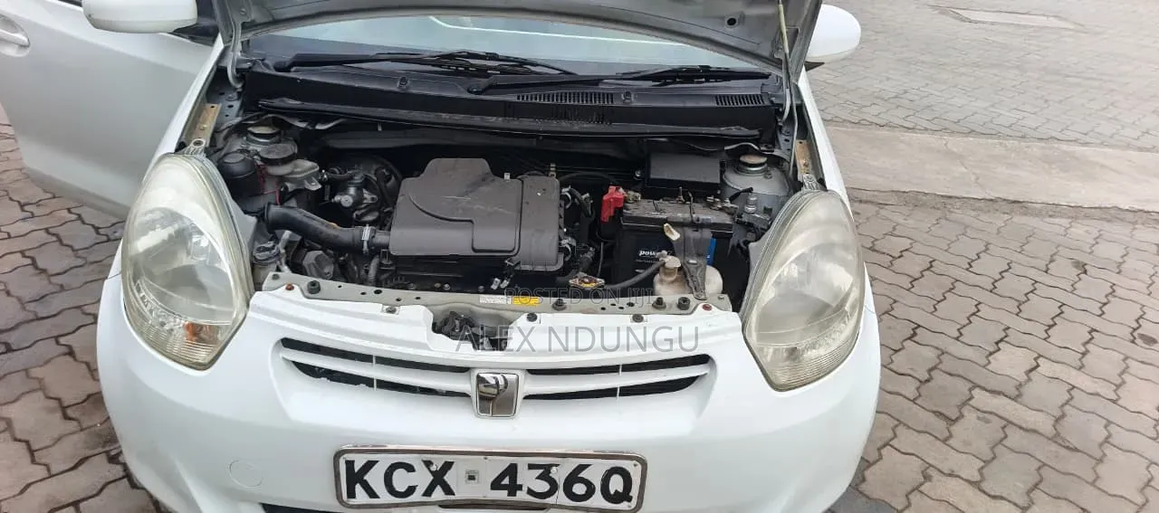 Toyota Passo 2012 White