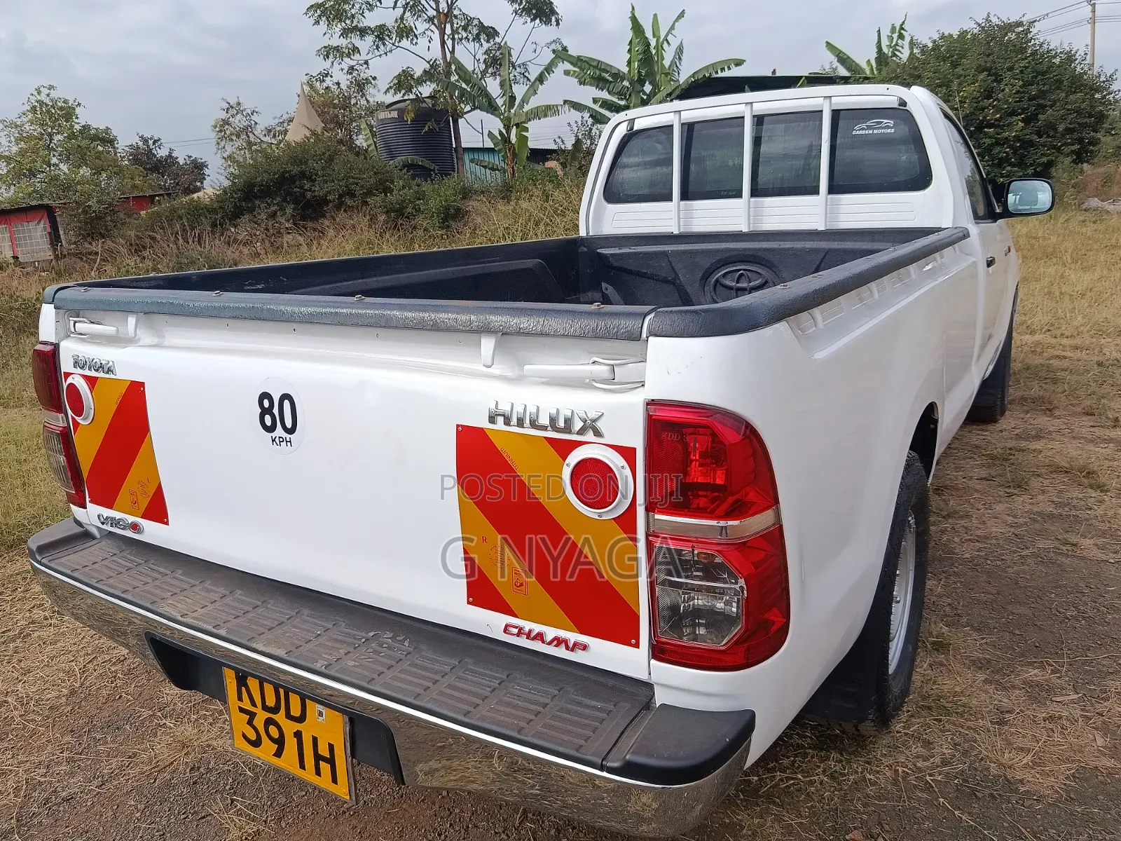 Toyota Hilux 2014 White