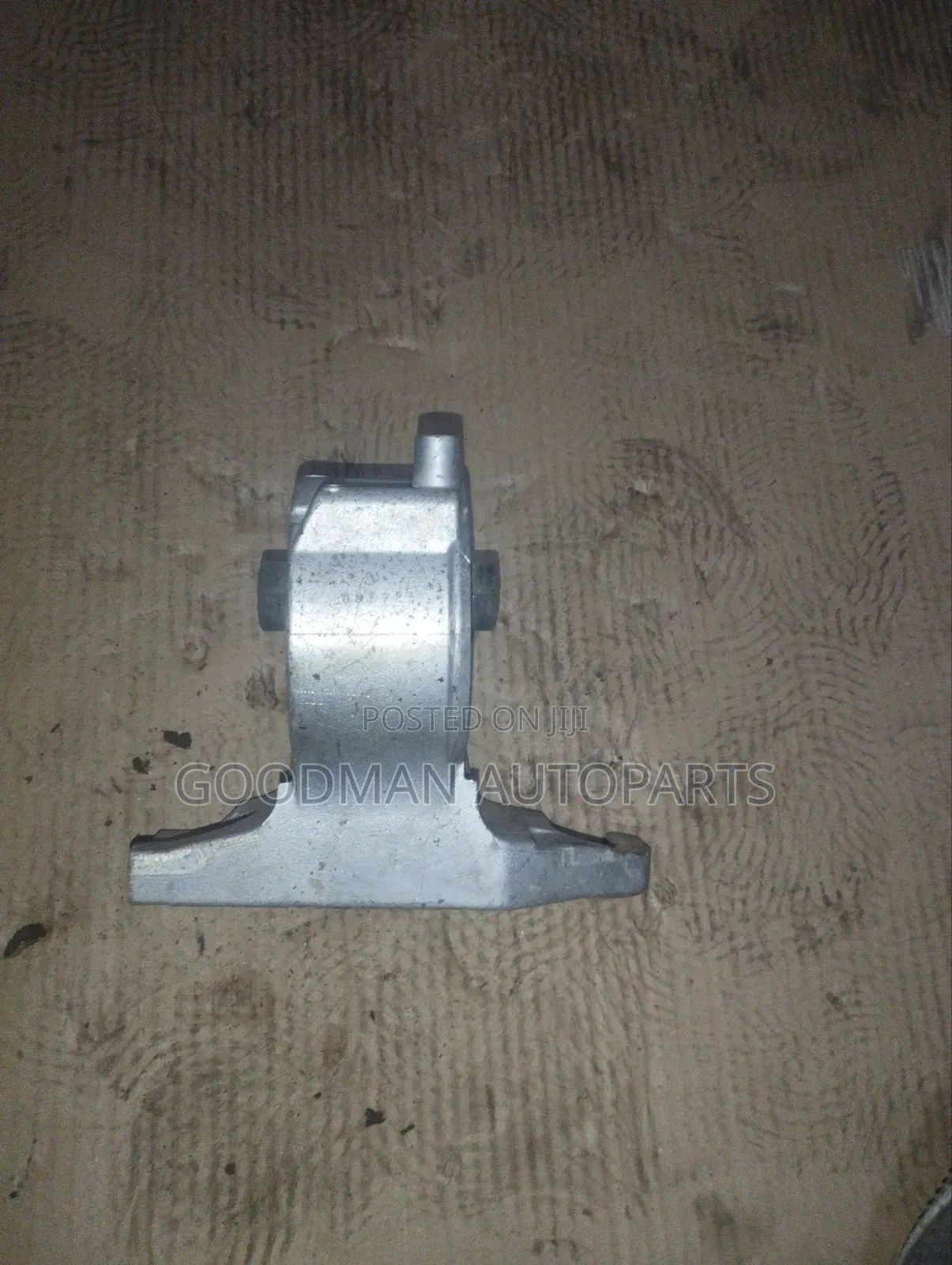 Gearbox Mount Fit Shuttle