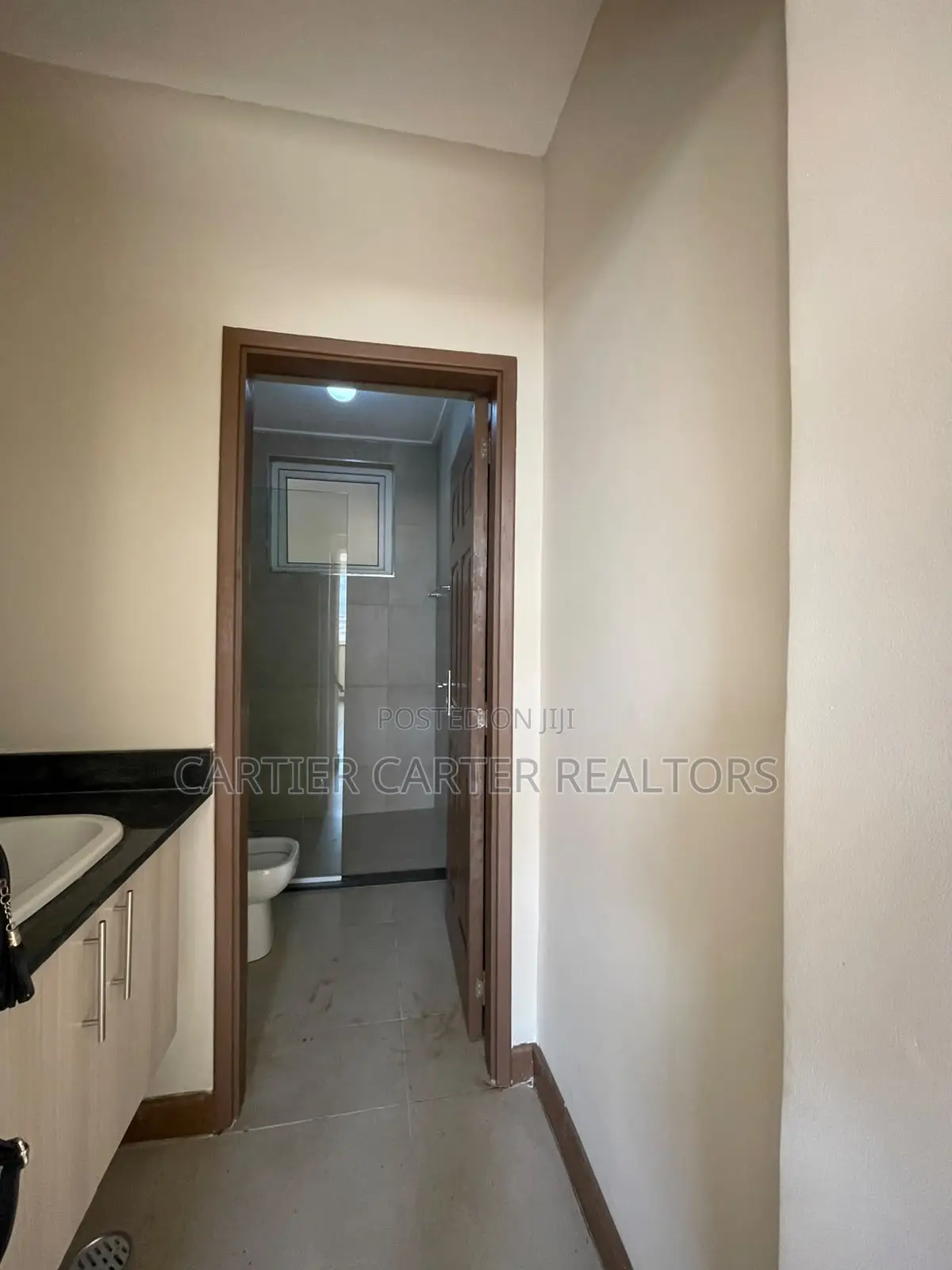 2bdrm Apartment in Hotel 67 Area for sale