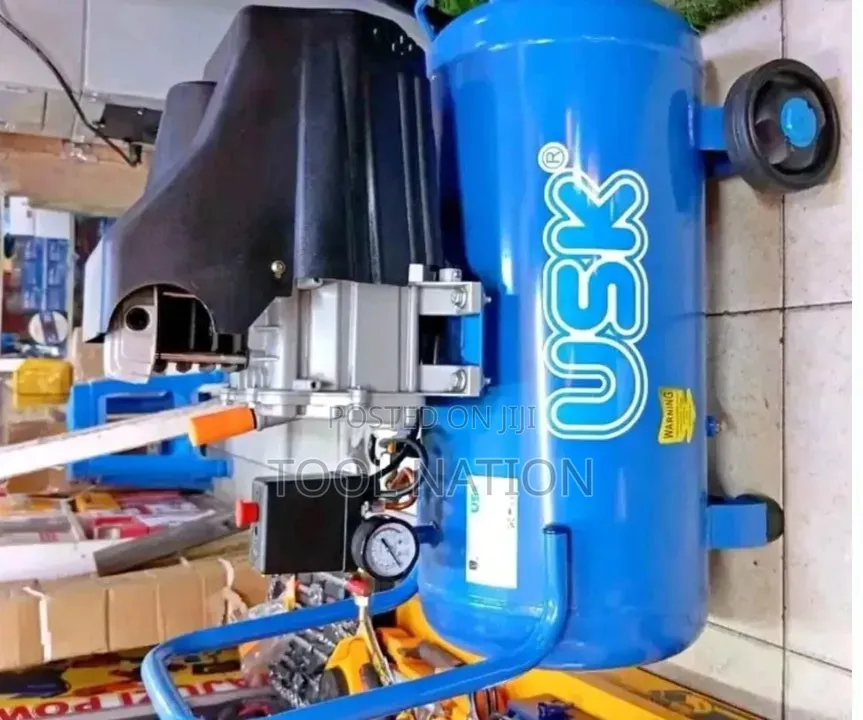 25 LTRS Air Compressor Machine/Usk See