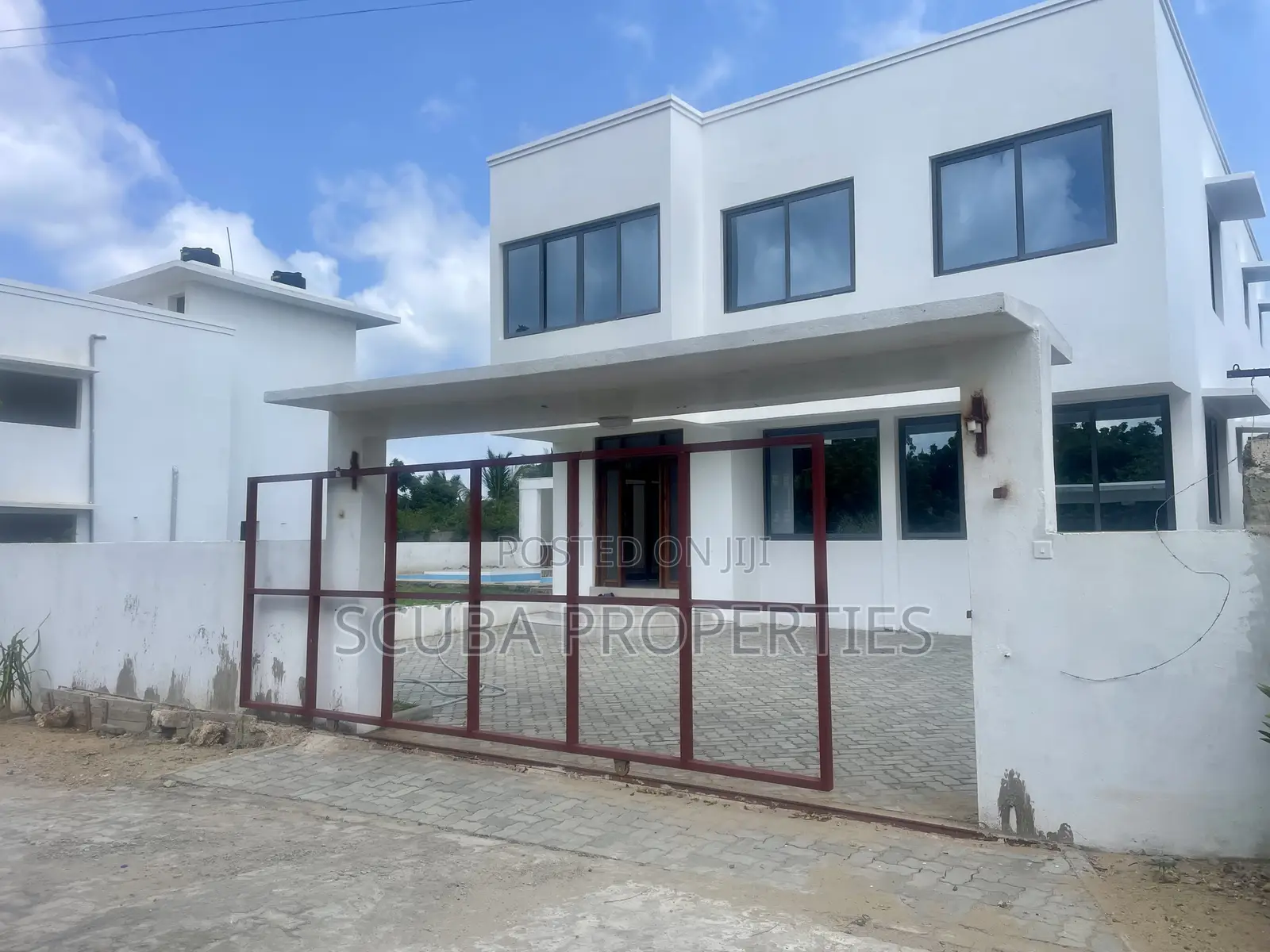 4bdrm House in Casuarina, Town Centre for sale