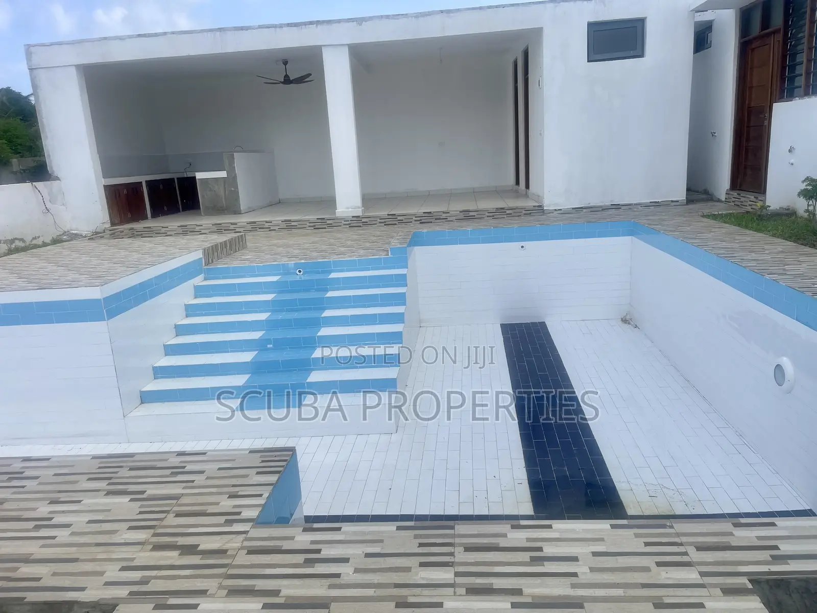 4bdrm House in Casuarina, Town Centre for sale