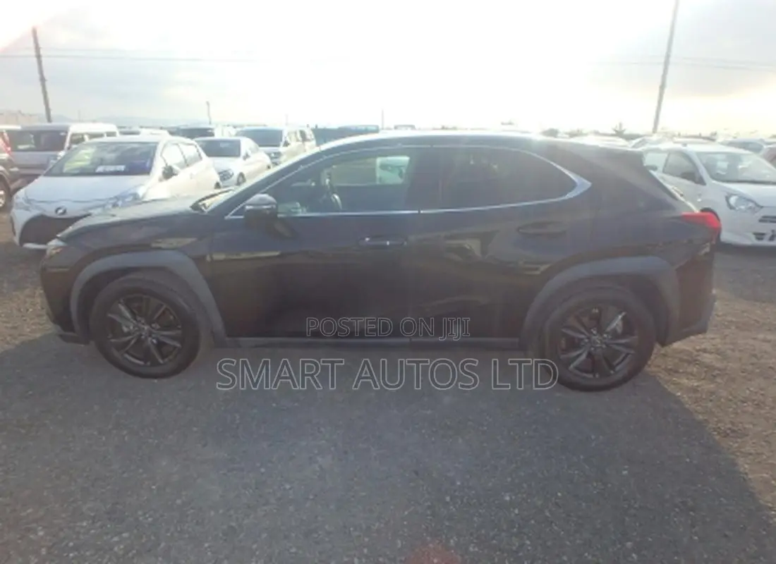 Lexus UX 200 2019 Black