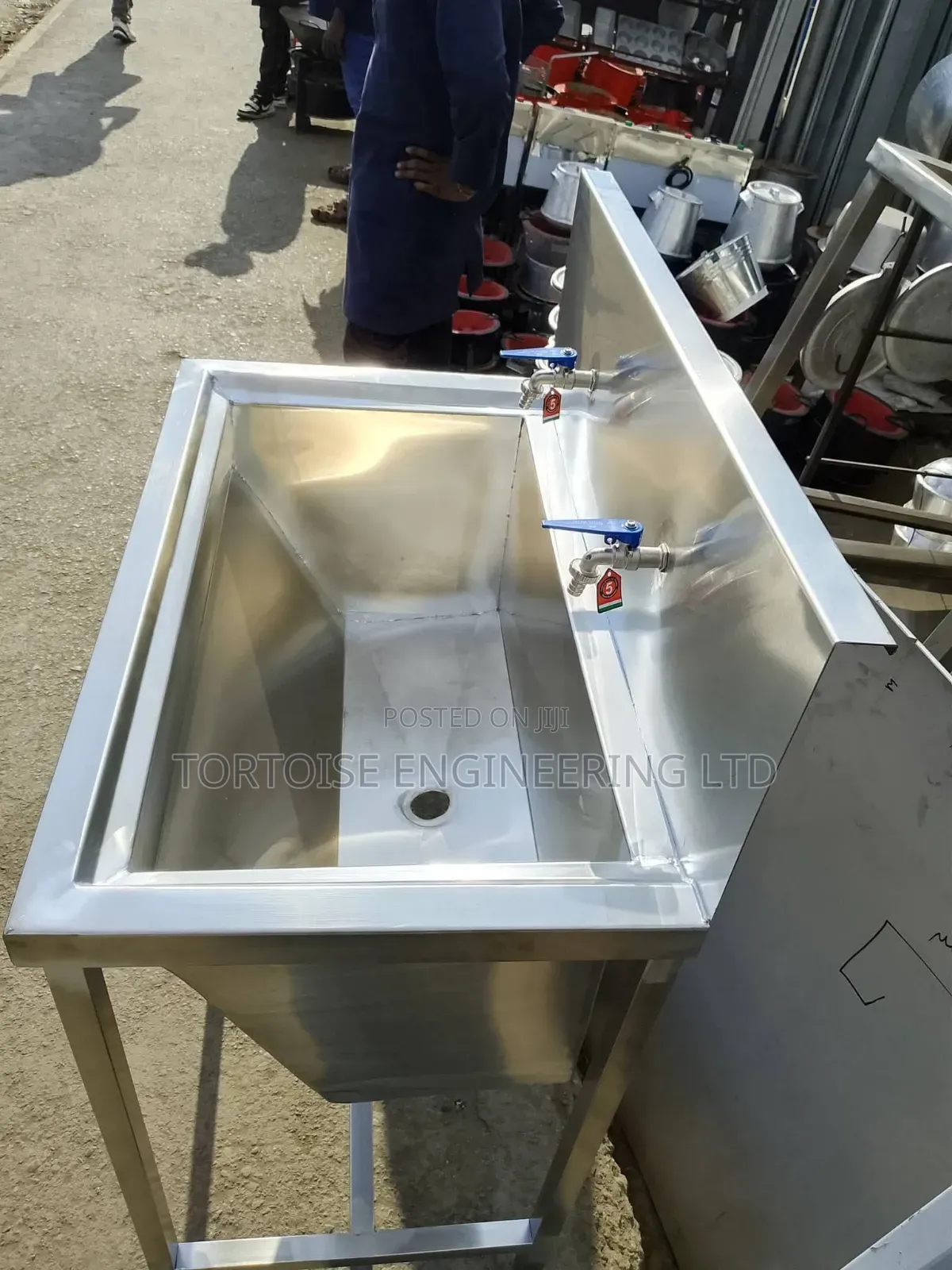 Medical Grade Stainless Steel Surgical Scrub Sink Size 1200mm Long