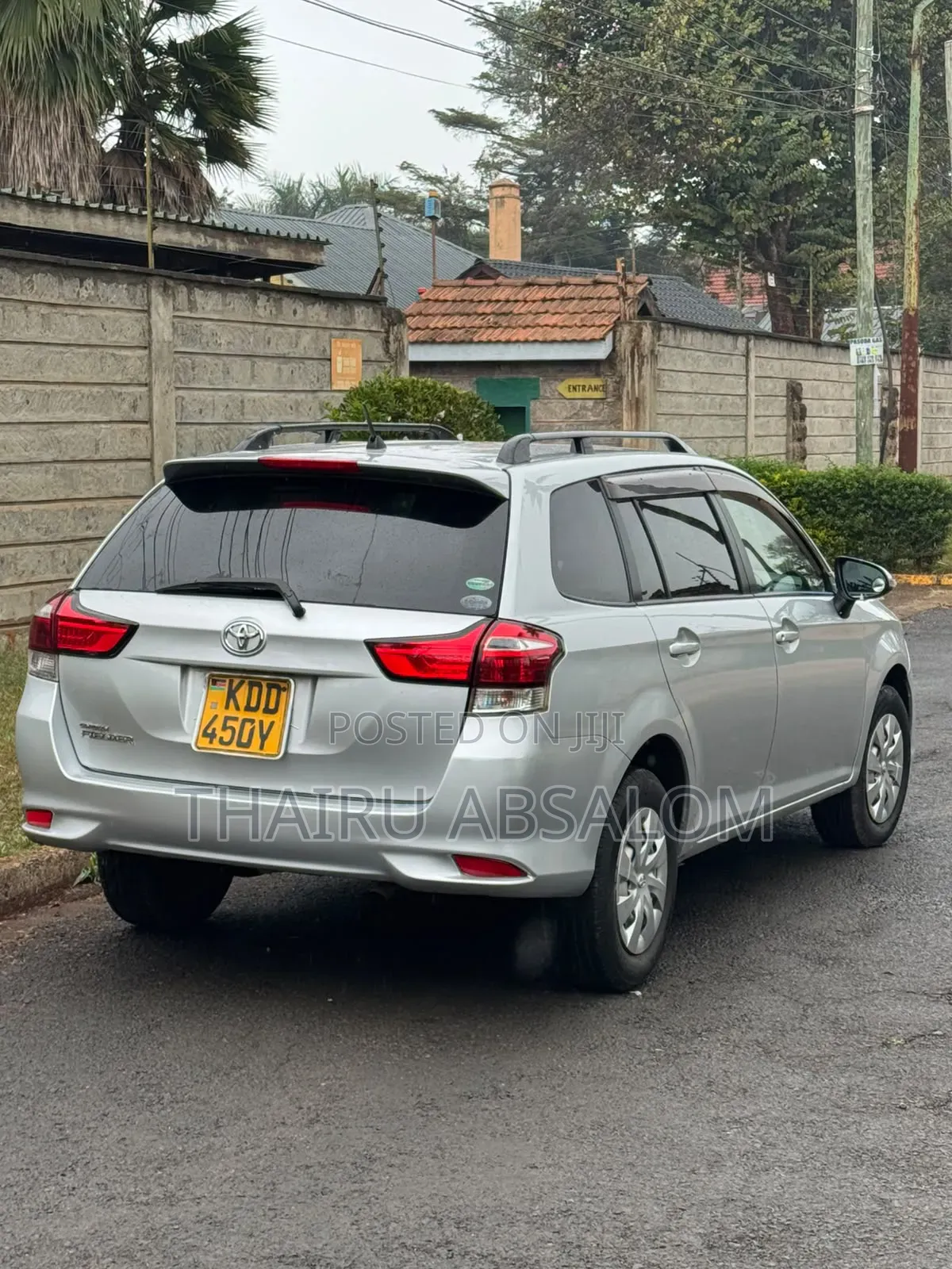 Toyota Corolla Fielder 2016 Silver