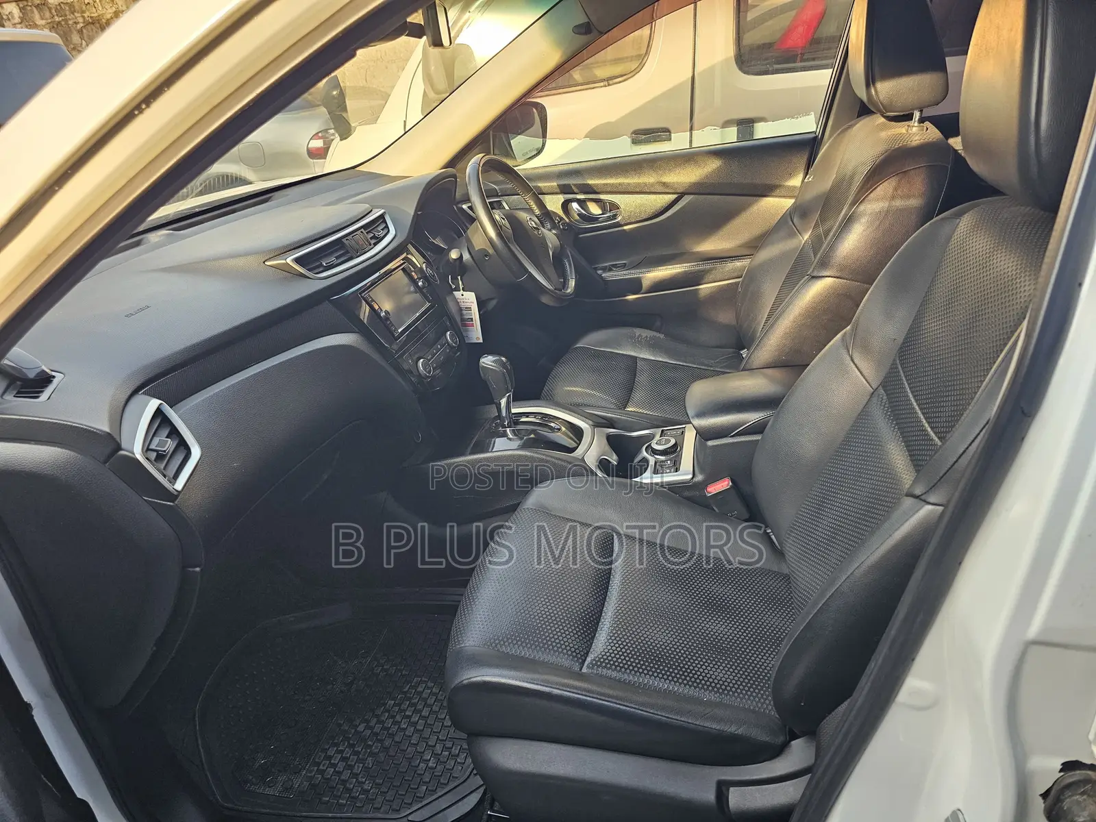 Nissan X-Trail 2016 White