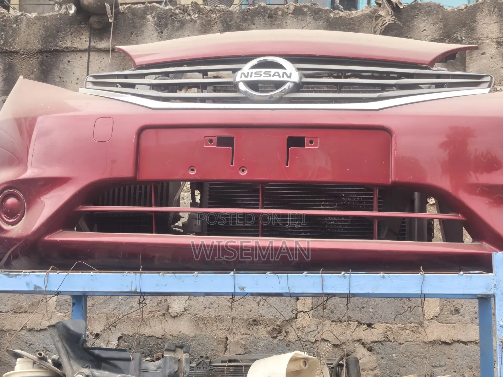 Nisan Note E12 Nosecut